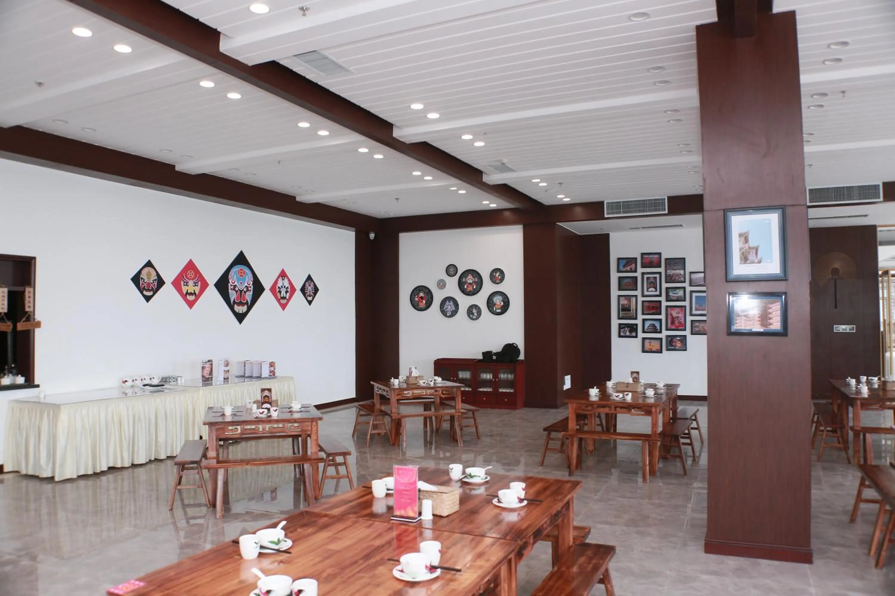 Sealong Bay ZhongQi Conifer Hotel 海龙湾中启康年酒店