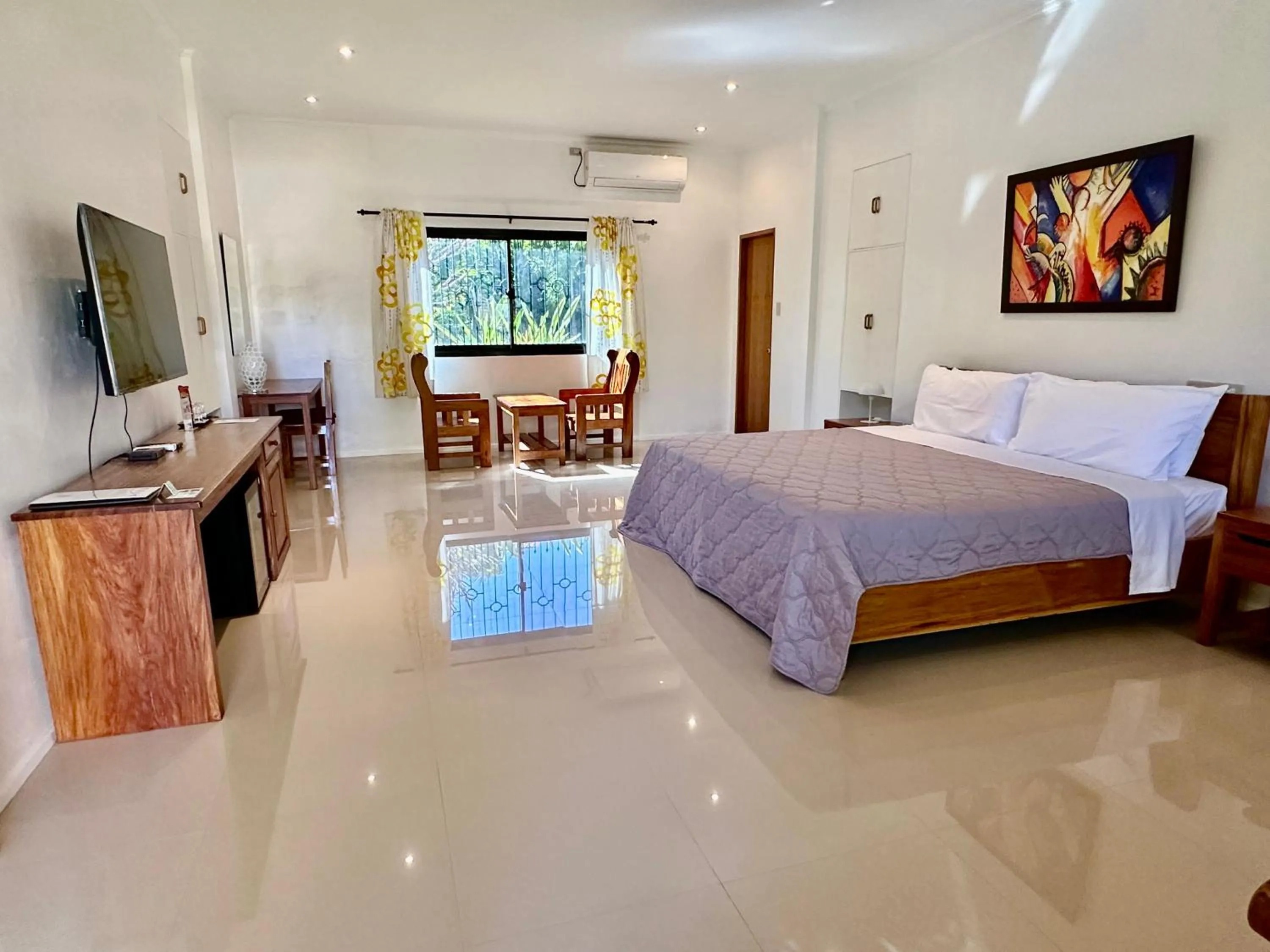 Guests, Bed in Strutz Art Garden Resort