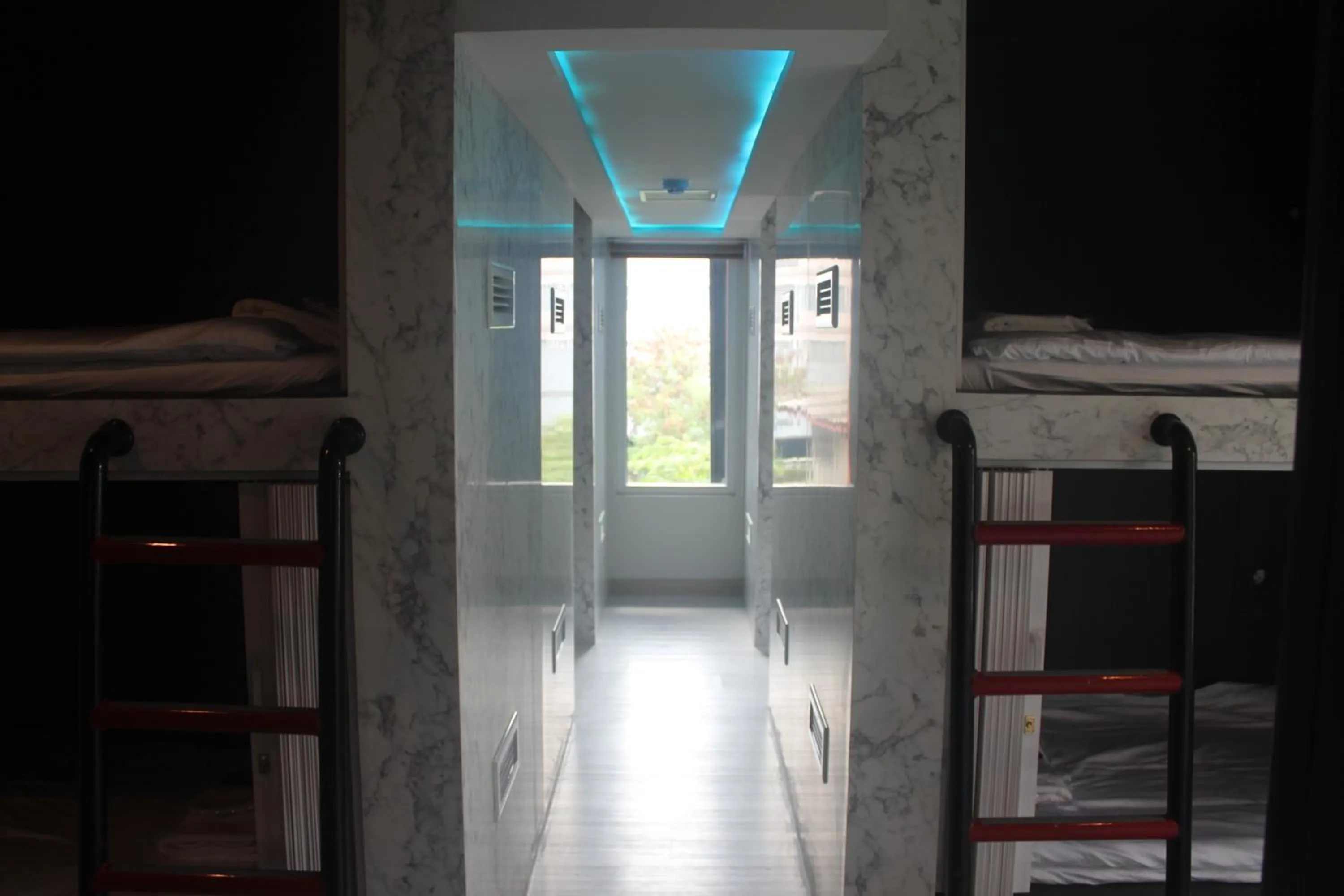 Decorative detail, Bed in H-District Boutique Poshotel