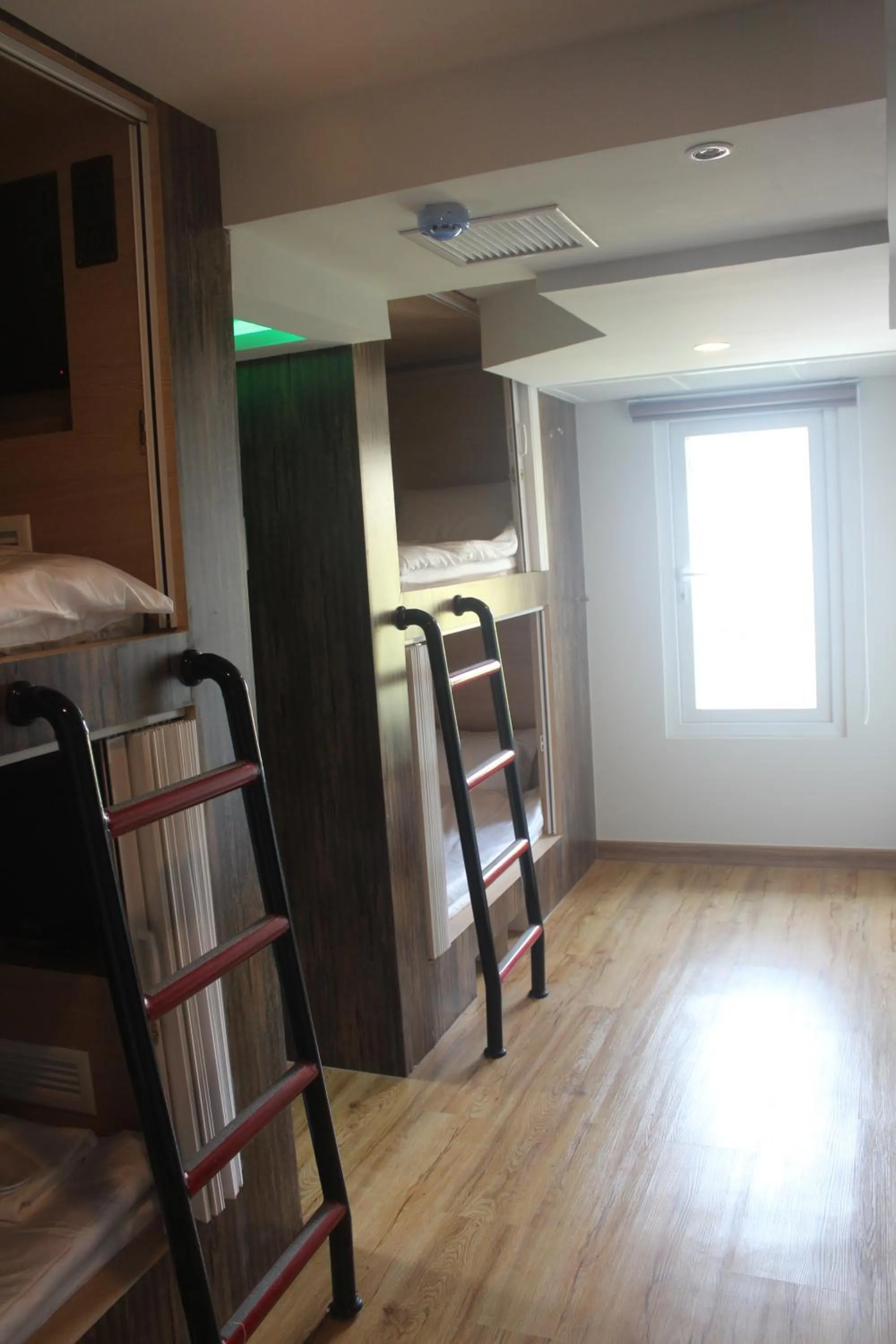 Decorative detail, Bed in H-District Boutique Poshotel