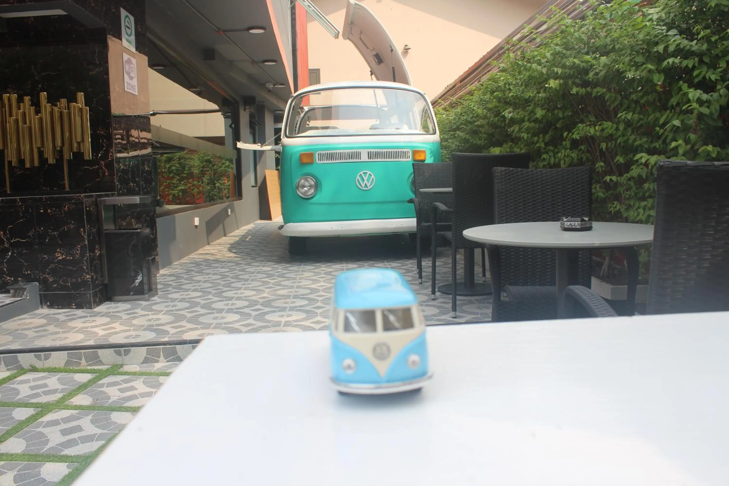 Lounge or bar in H-District Boutique Poshotel