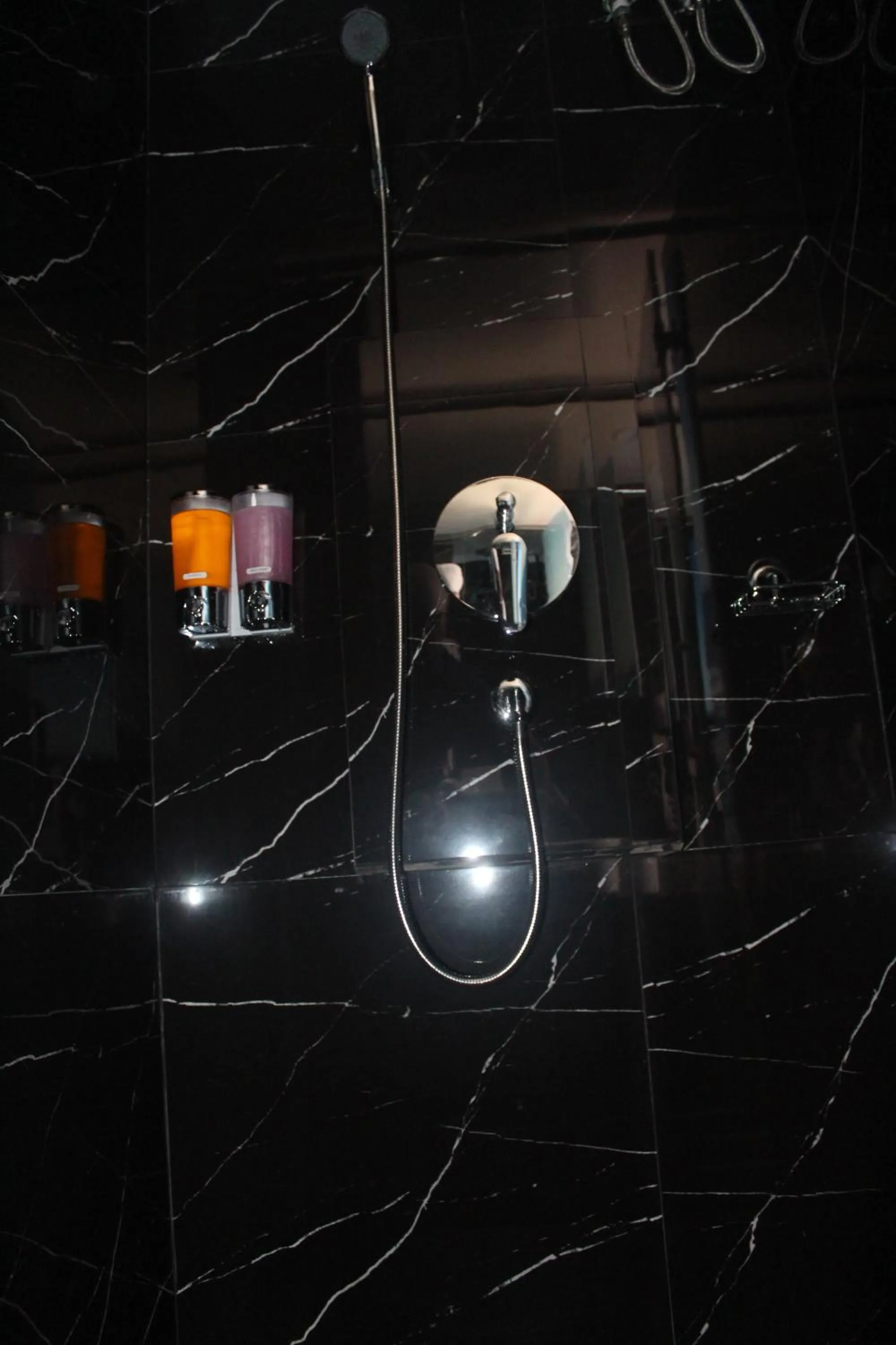 Shower in H-District Boutique Poshotel