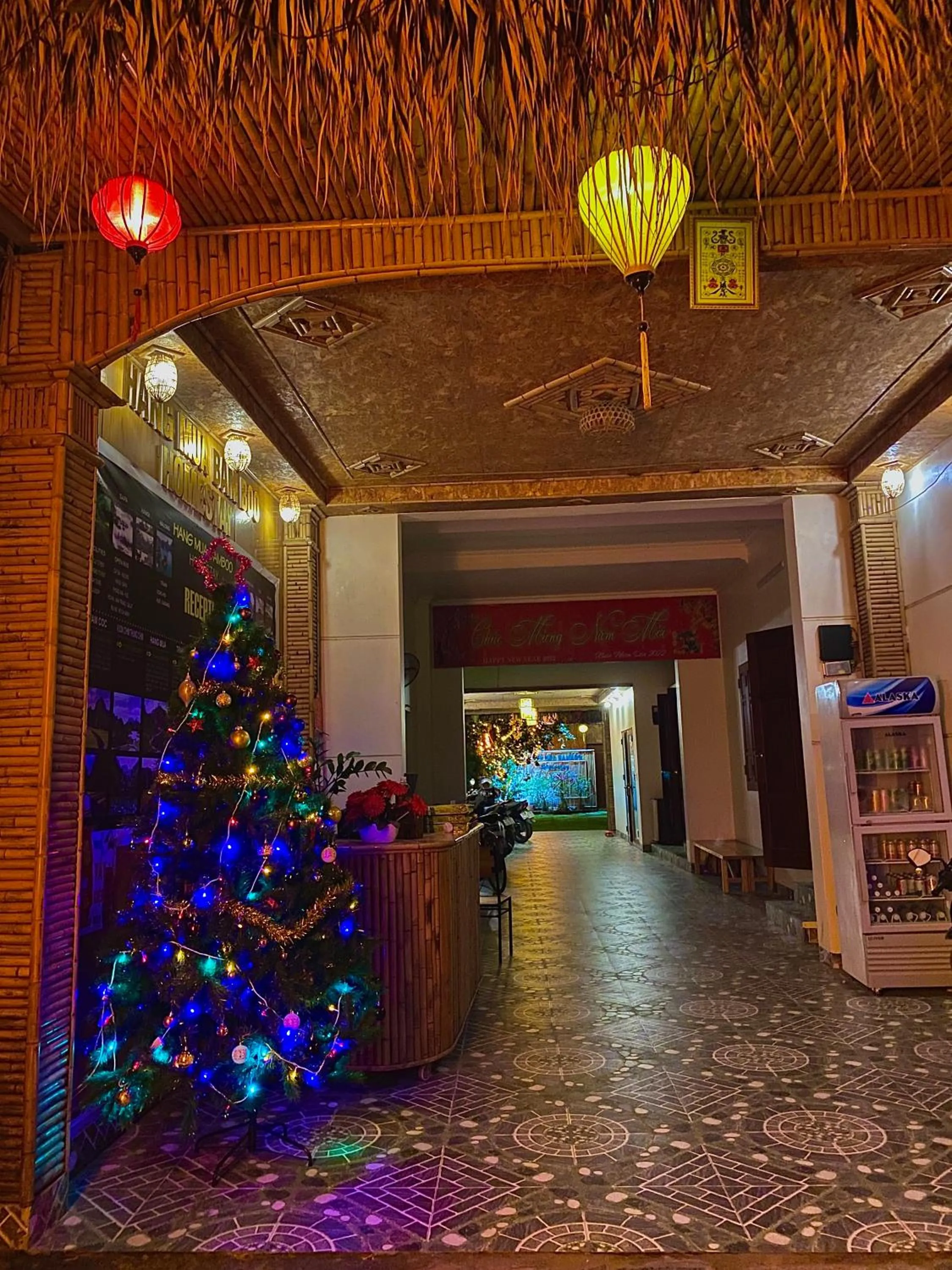 Evening entertainment in Hang Mua Bamboo Homestay Ninh Binh