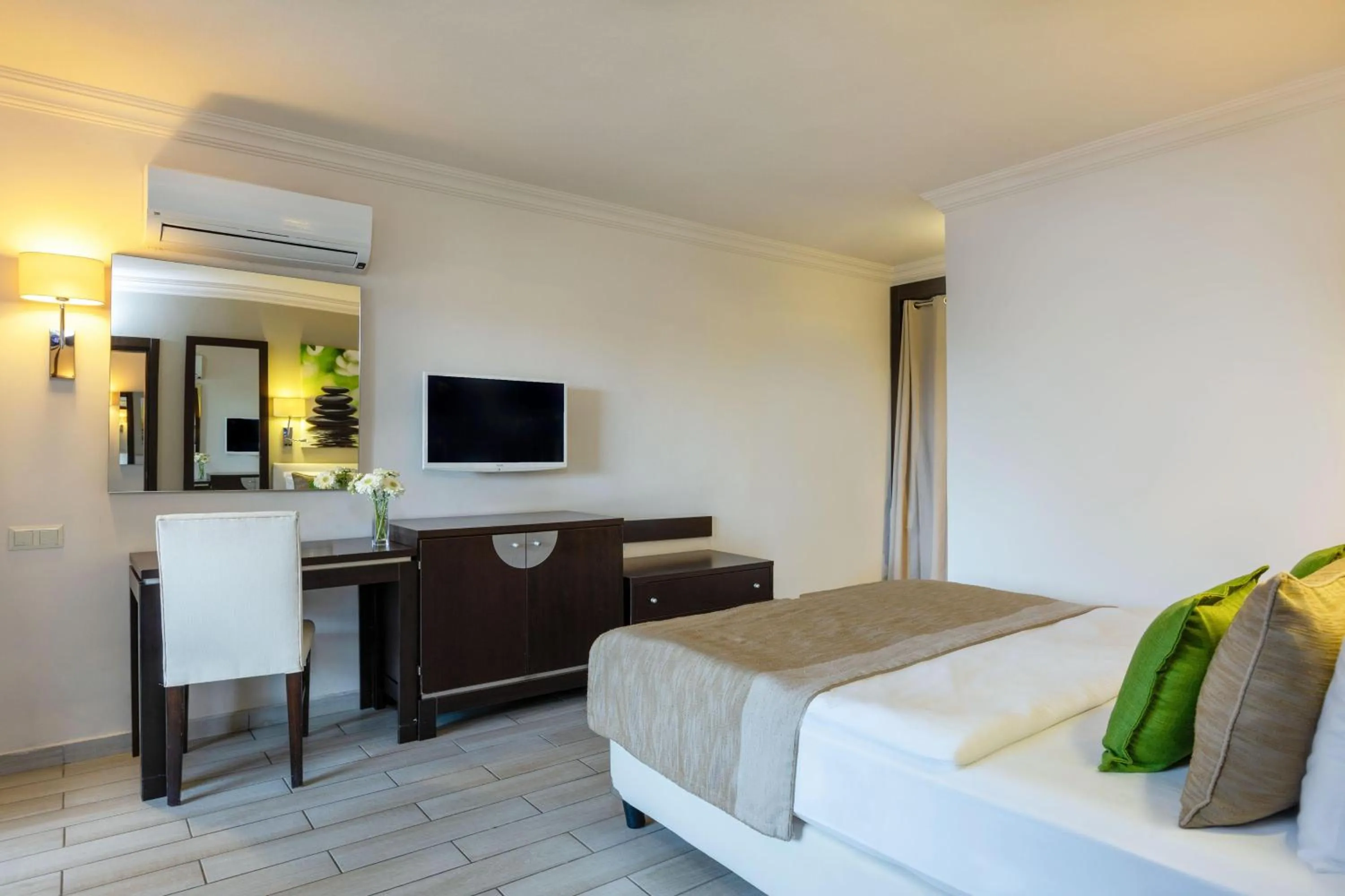TV and multimedia, Bed in Marmaris Bay Resort - Adults Only