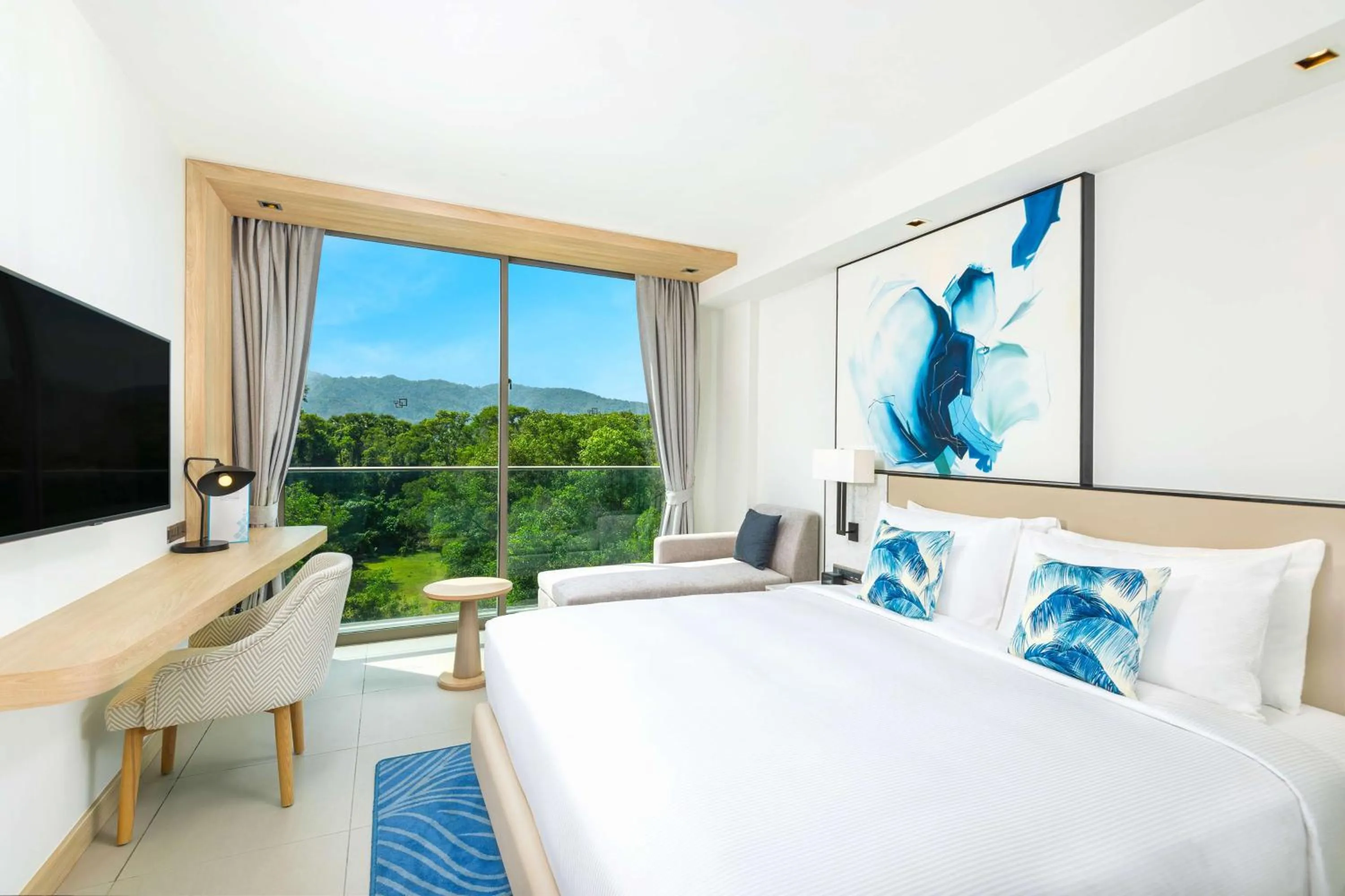 Bed in Hilton Garden Inn Phuket Bang Tao