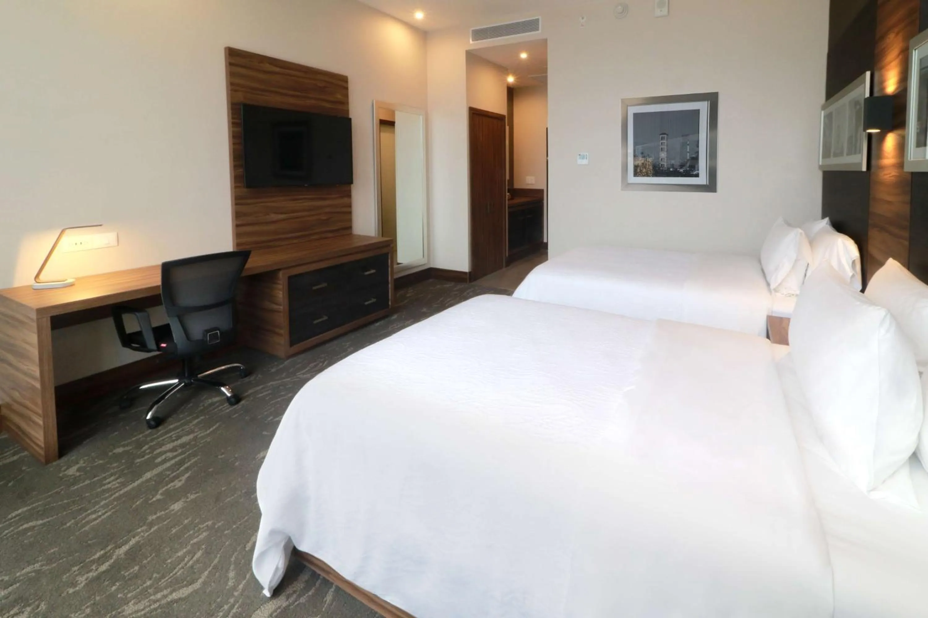 Bed in Hilton Garden Inn Monterrey Obispado