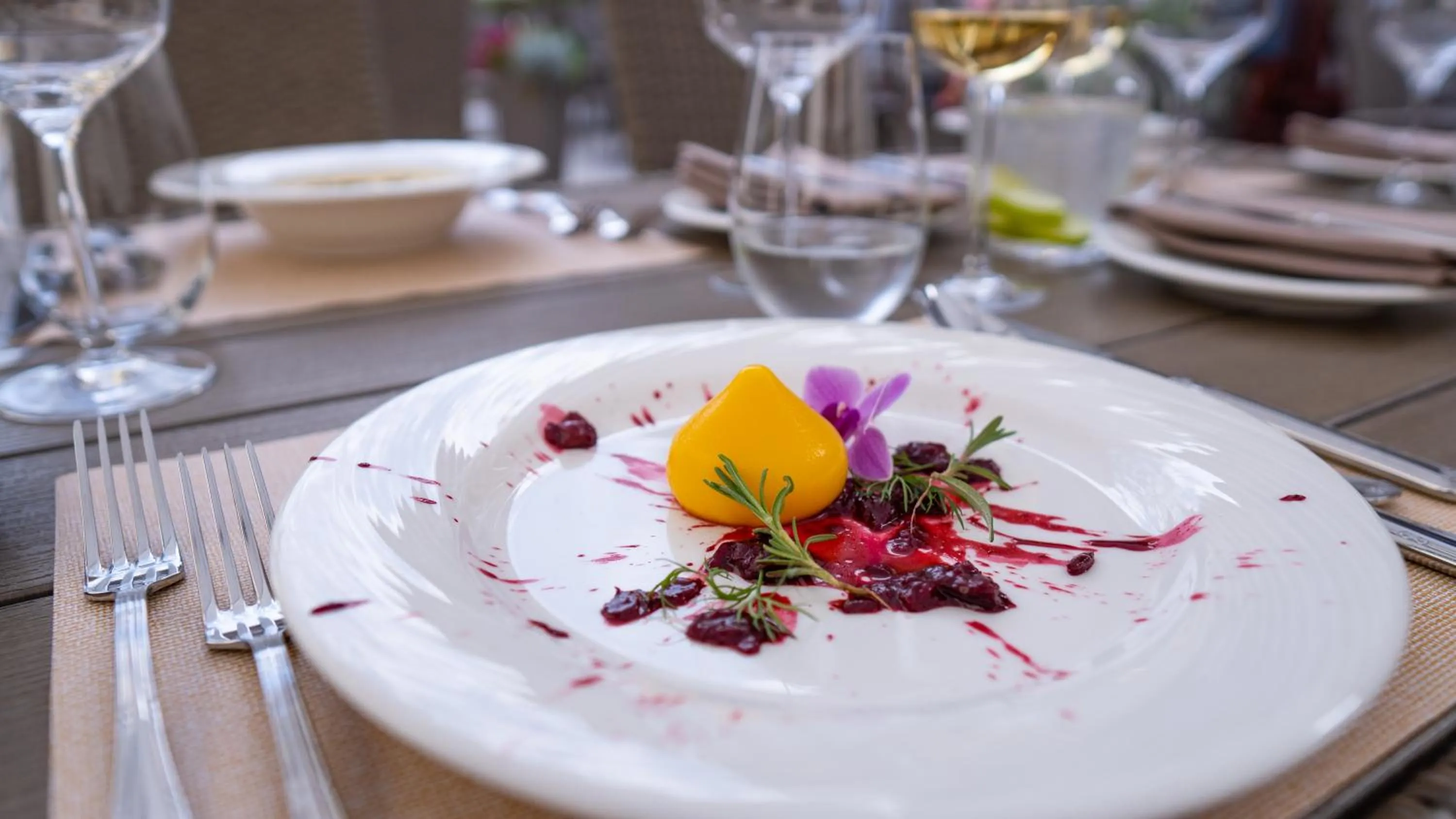 Restaurant/places to eat in Boutique Odyseja & Spa