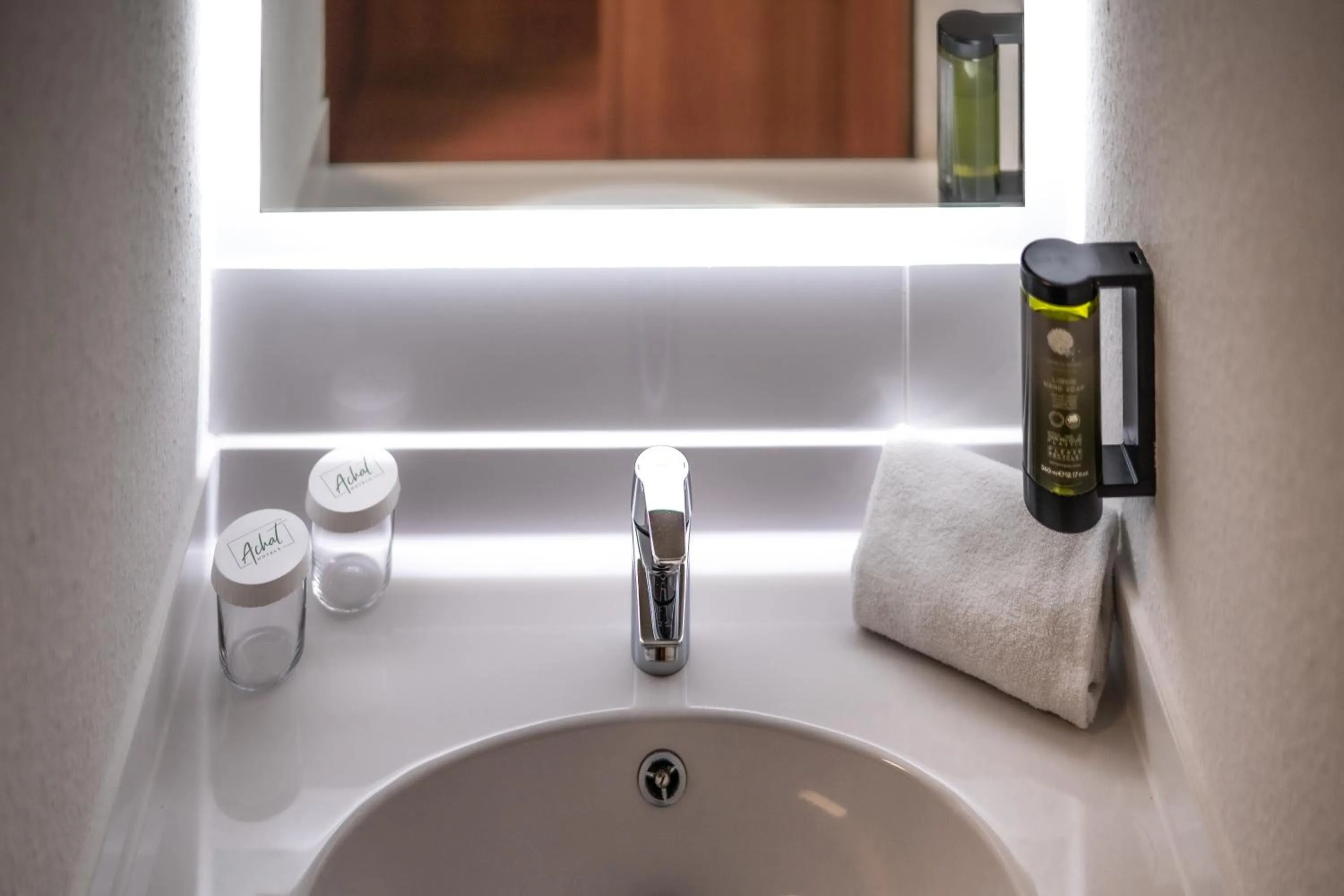 Bathroom in ACHAT Hotel Dresden Altstadt