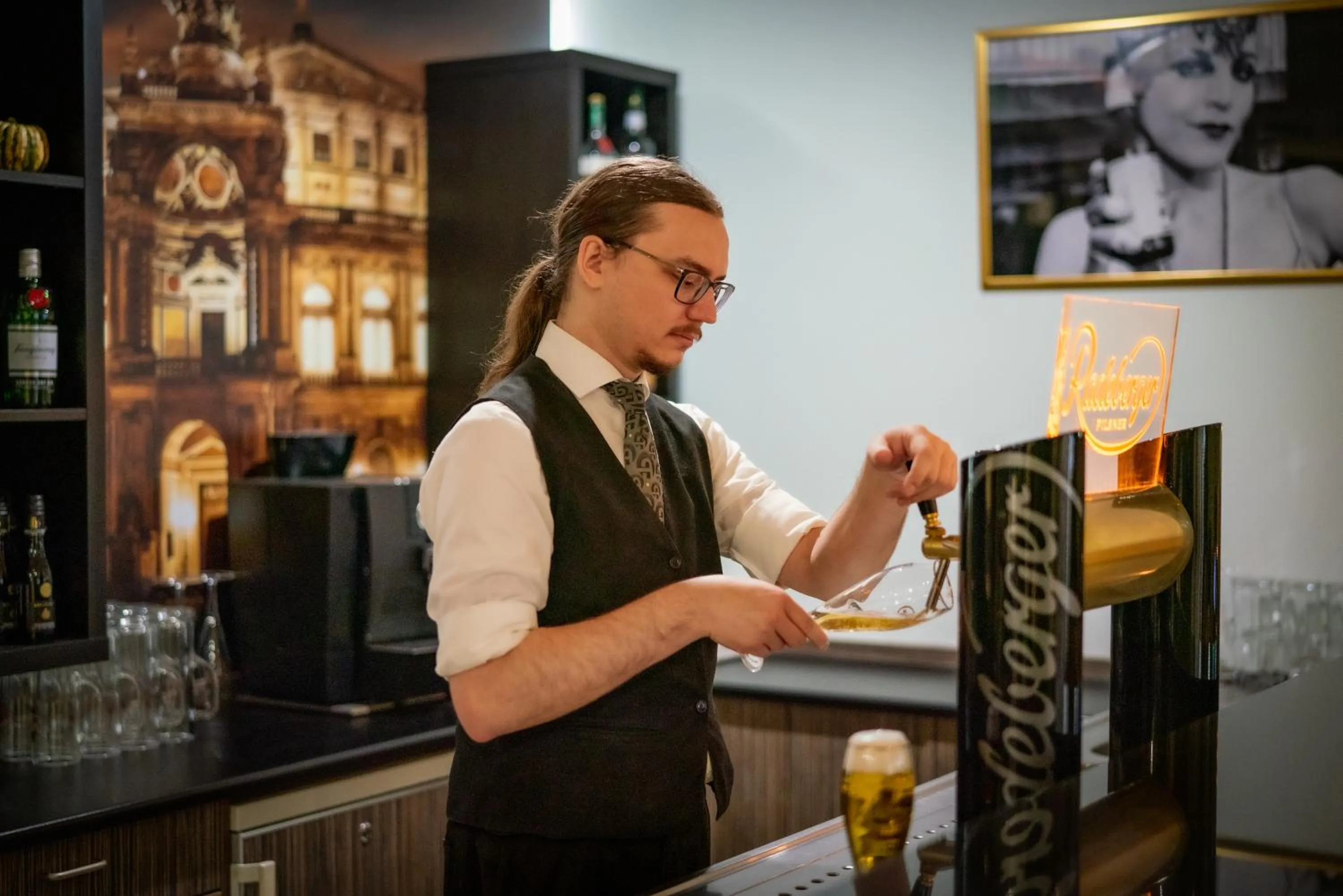 Lounge or bar in ACHAT Hotel Dresden Altstadt
