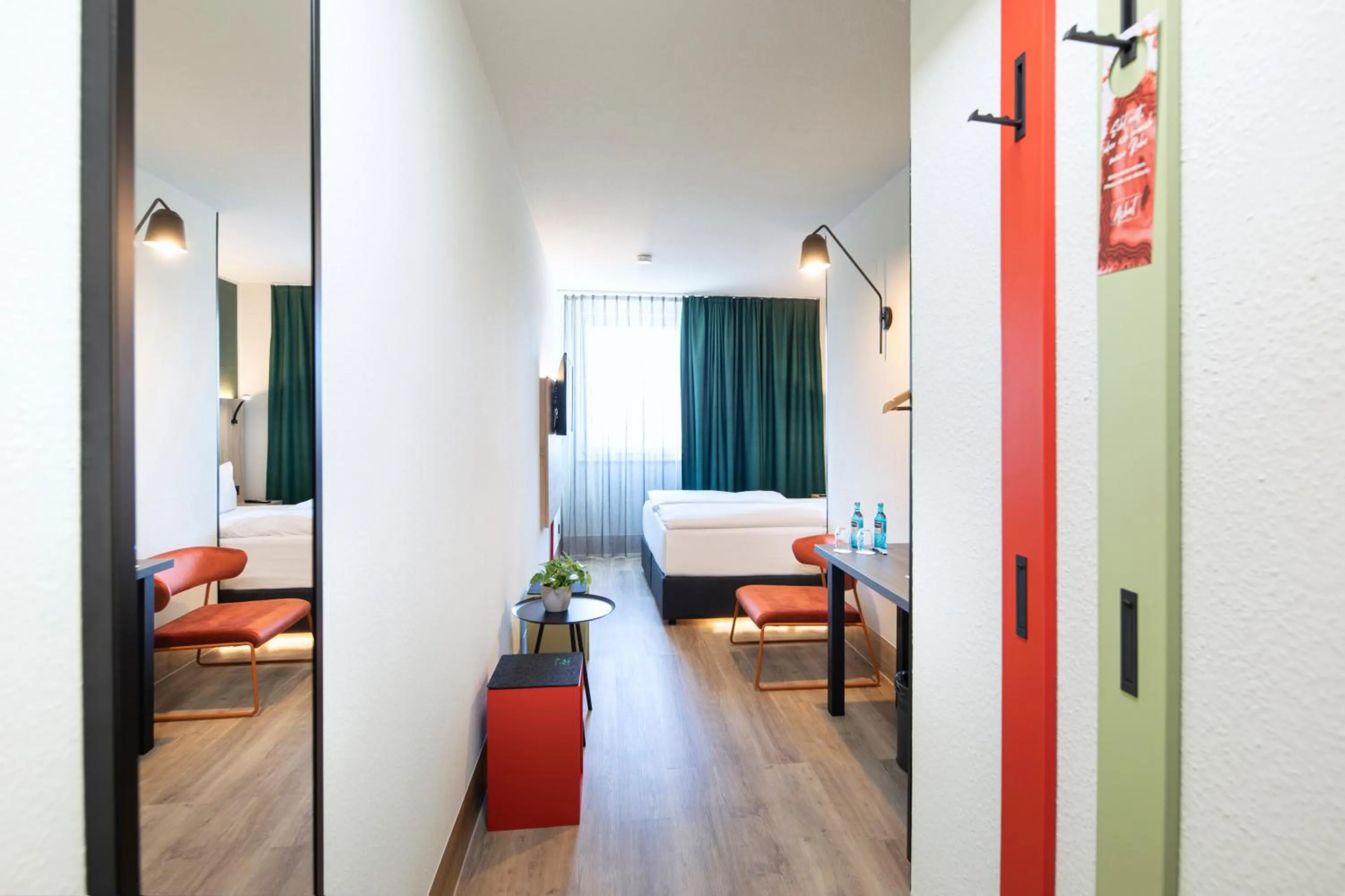 Photo of the whole room, Bed in ACHAT Hotel Stuttgart Zuffenhausen