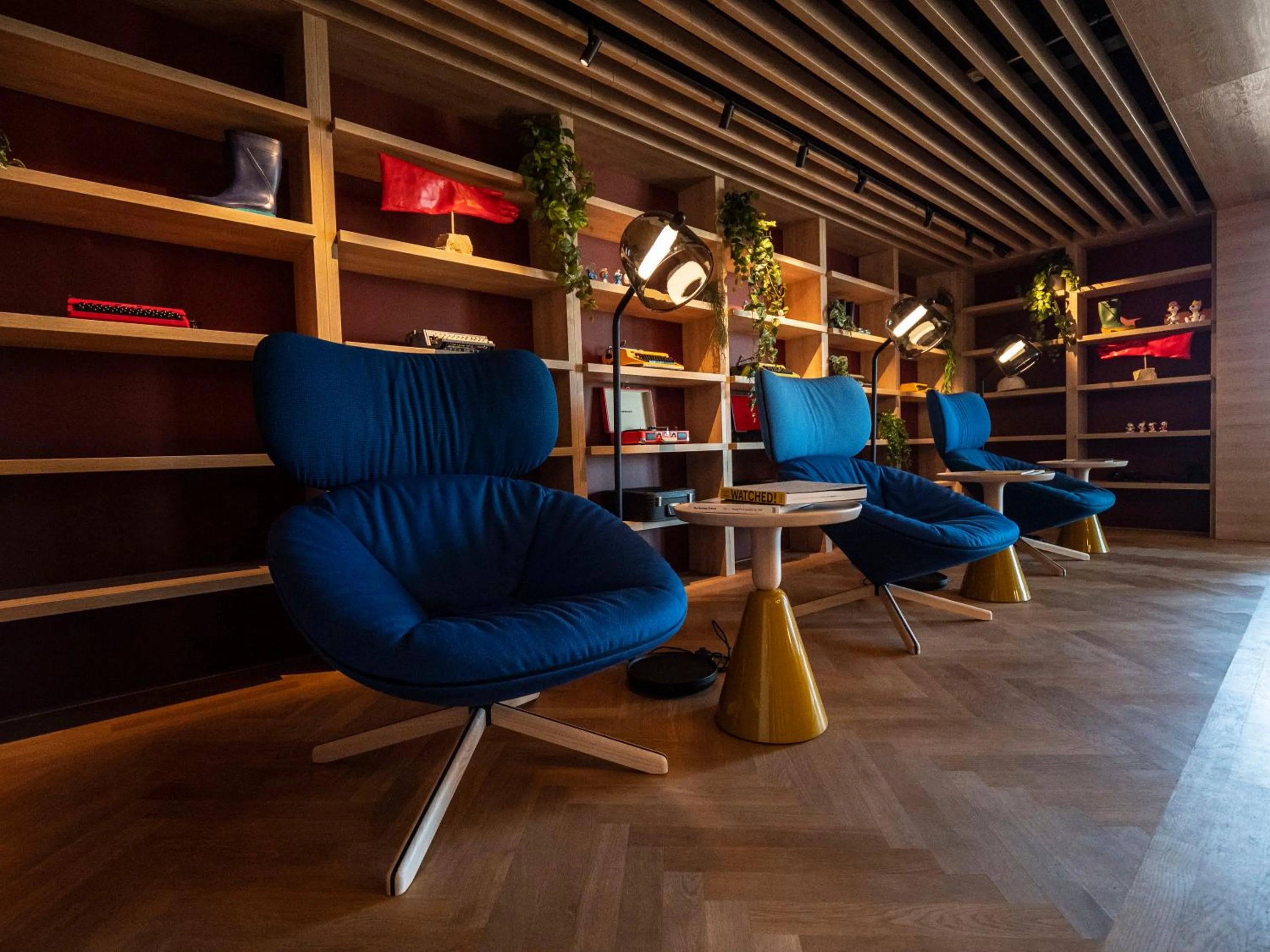 Communal lounge/ TV room in Koncept Hotel Josefine