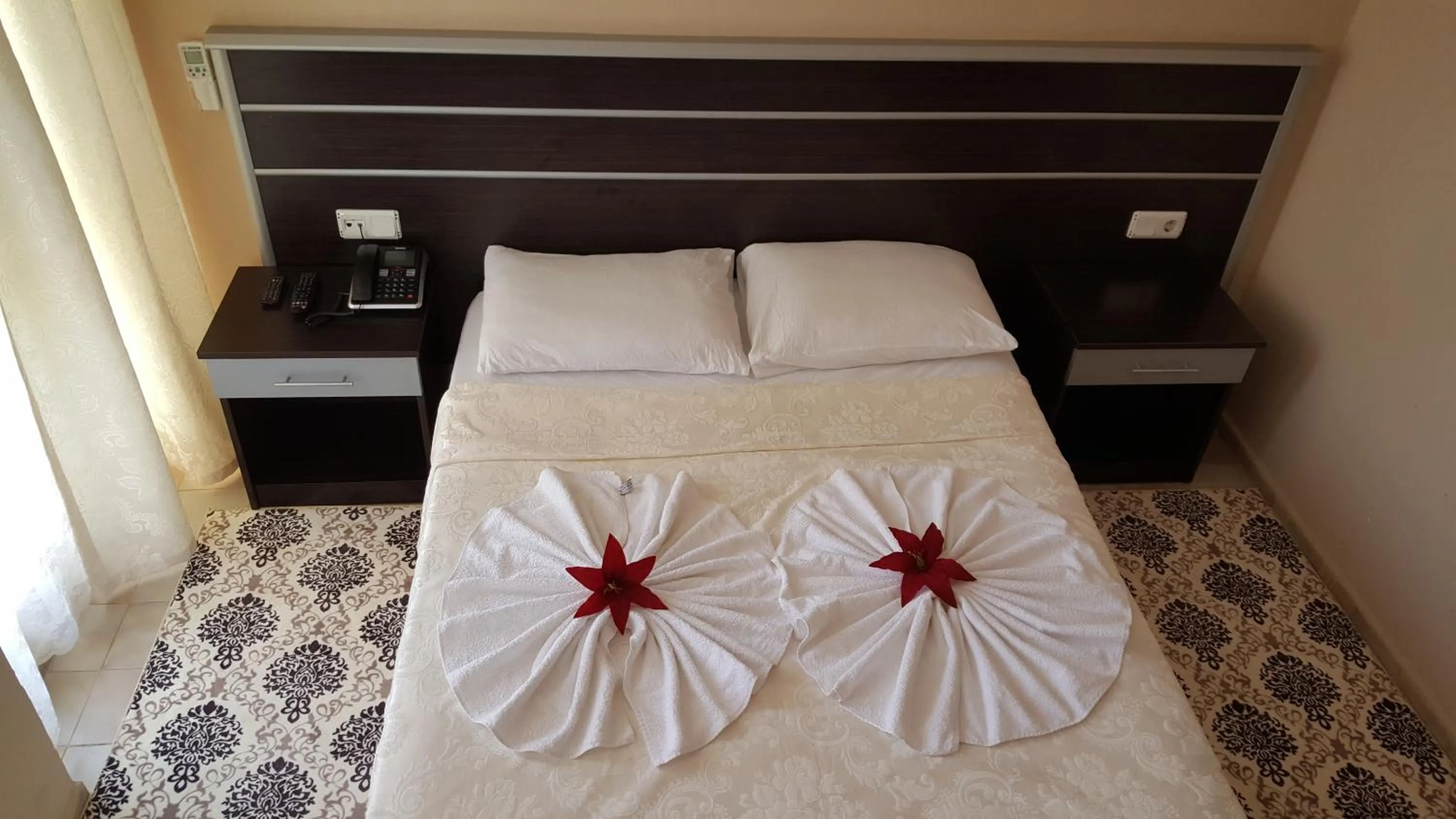 Bed in Kartal Hotel