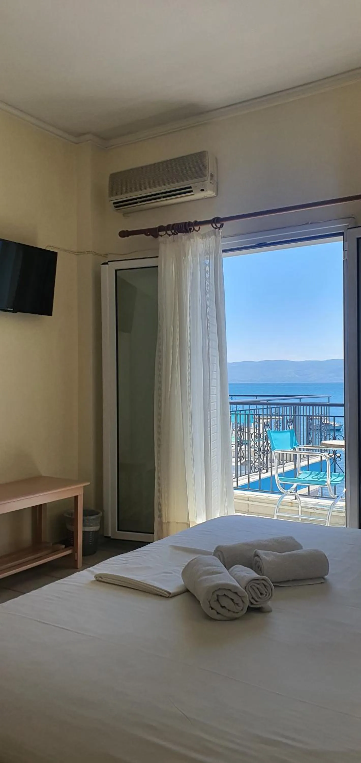 Sea view, Bed in Artemis Hotel