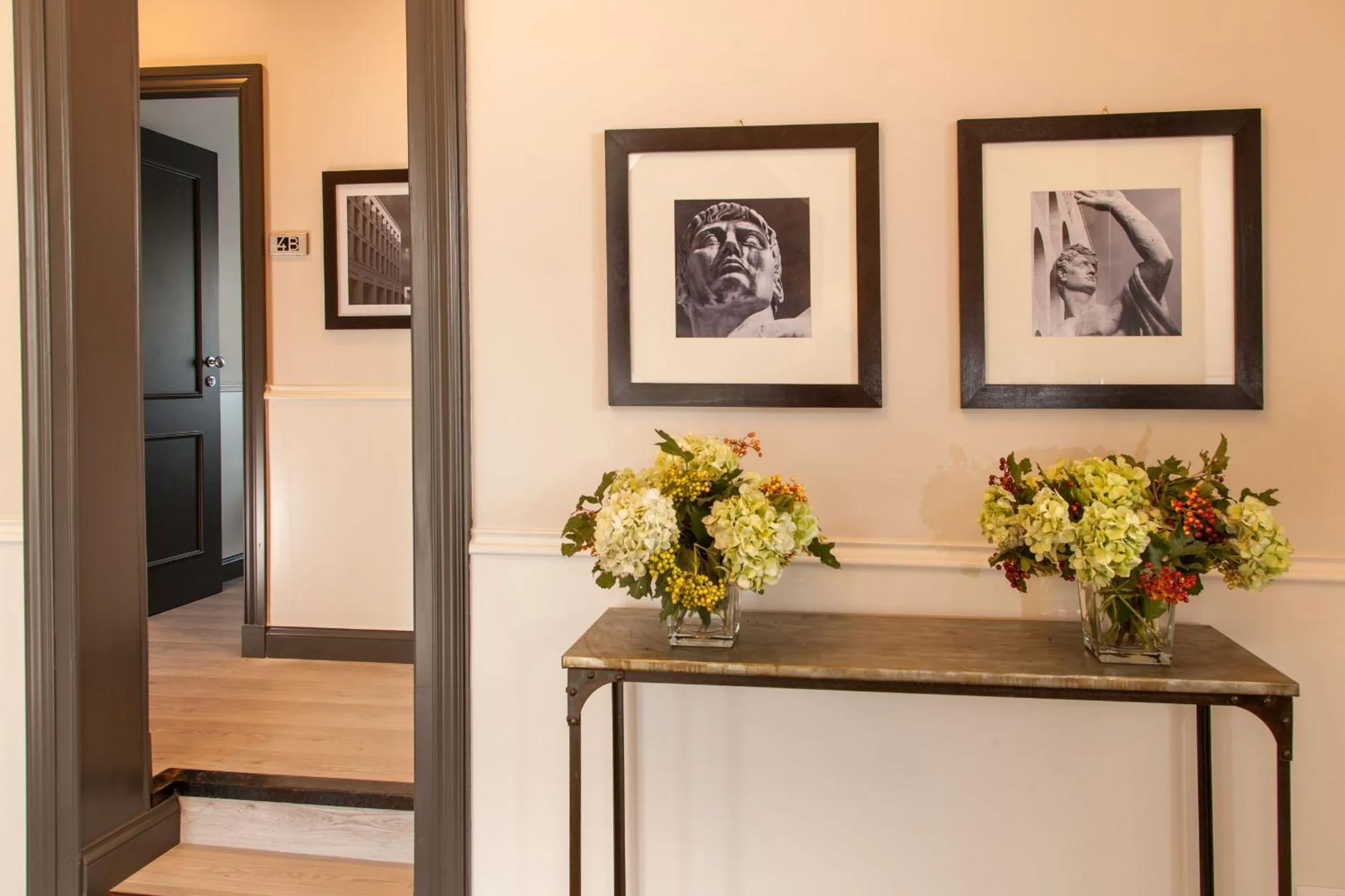 Lobby or reception in Nazionale 51 Group