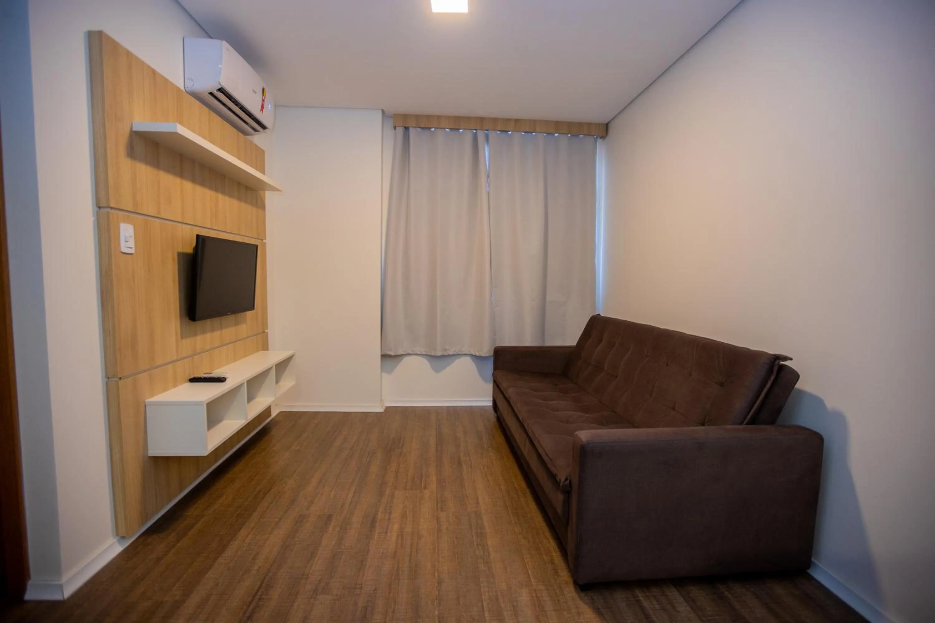 TV and multimedia in Tri Hotel Chapecó