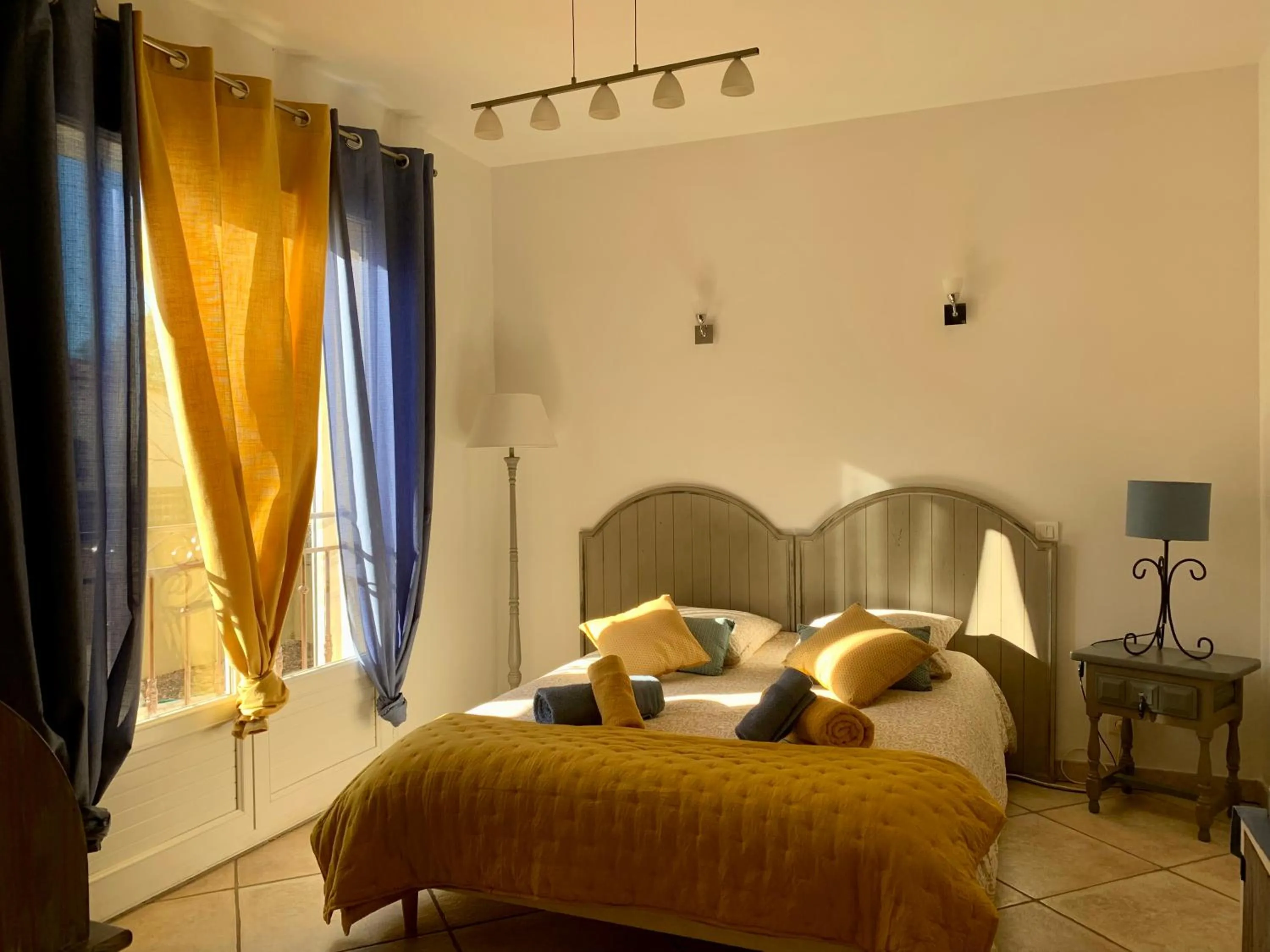 Bed in Villa fiora chambre