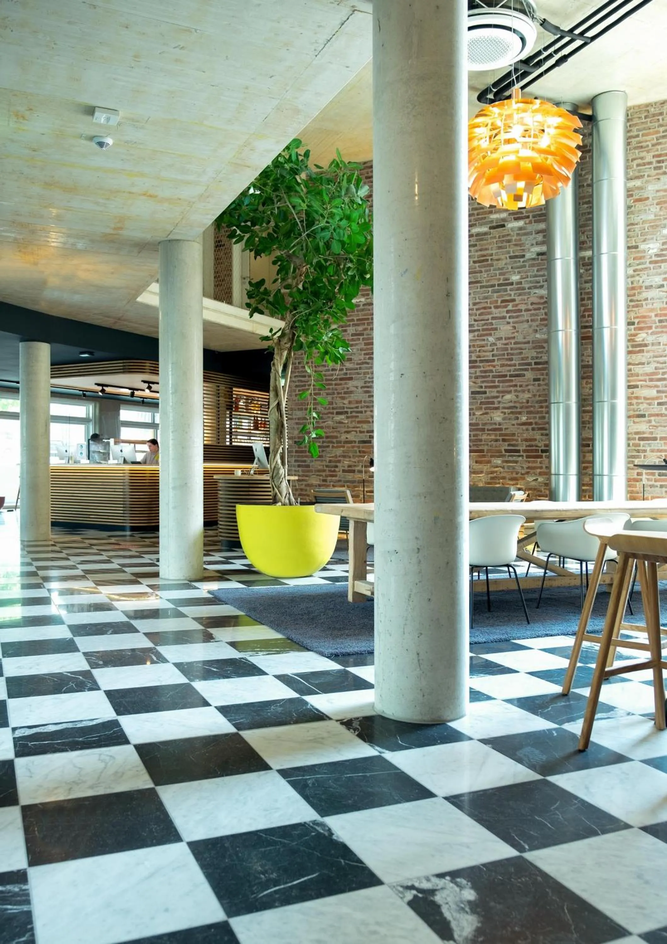 Lobby or reception in Flowers Hotel Essen