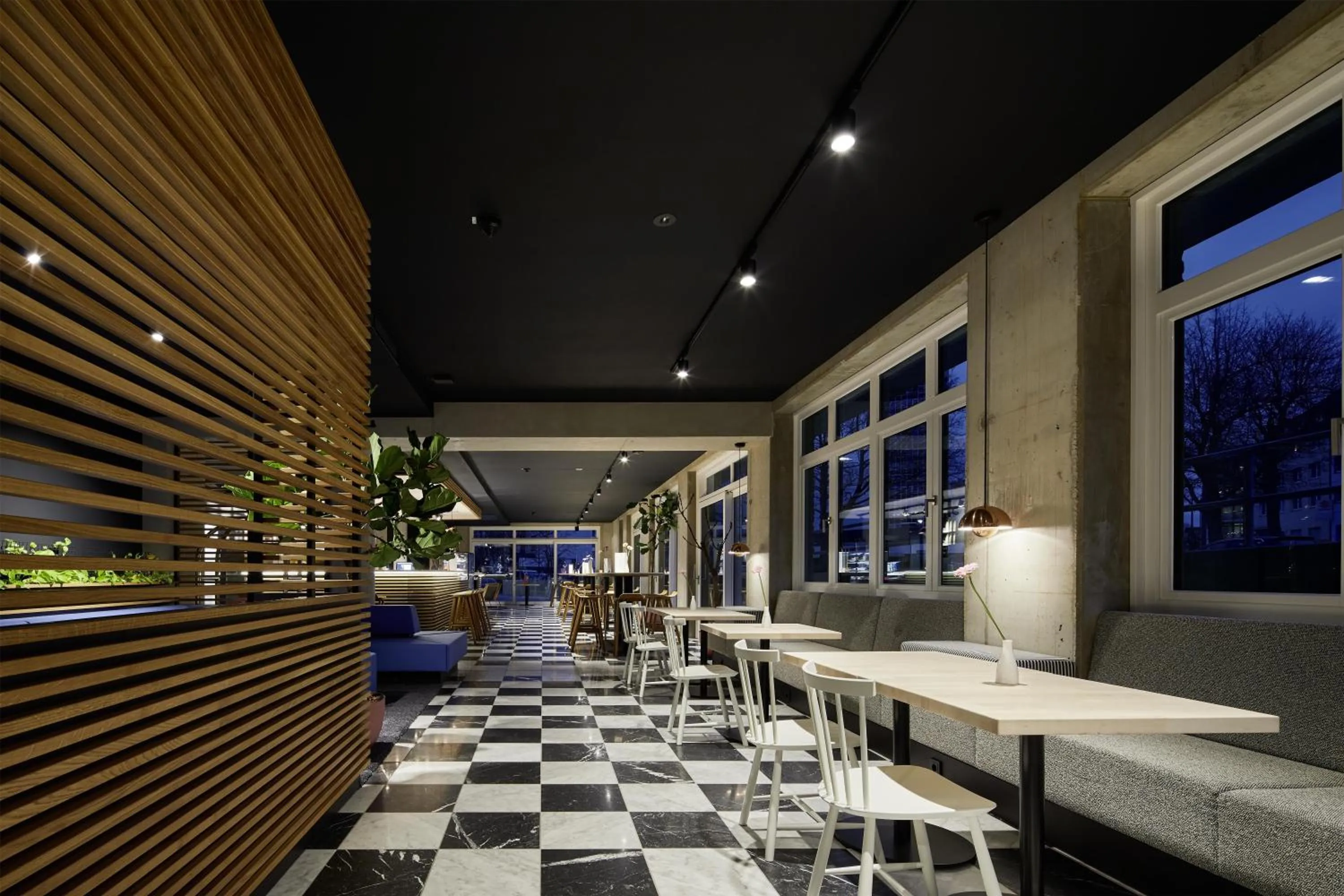 Restaurant/places to eat in Flowers Hotel Essen