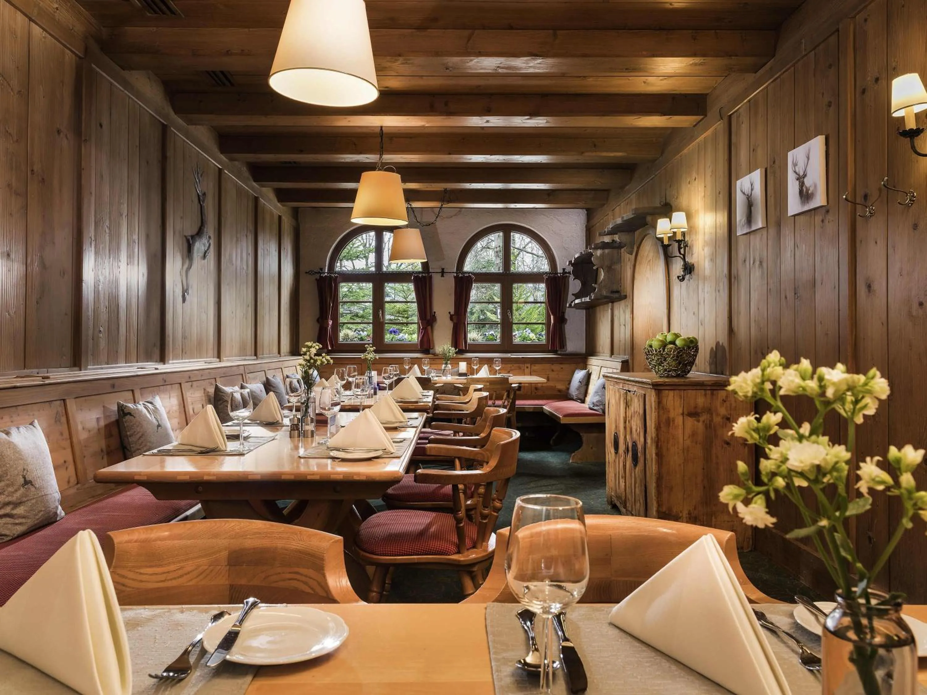 Restaurant/places to eat in Mercure Hotel Garmisch Partenkirchen