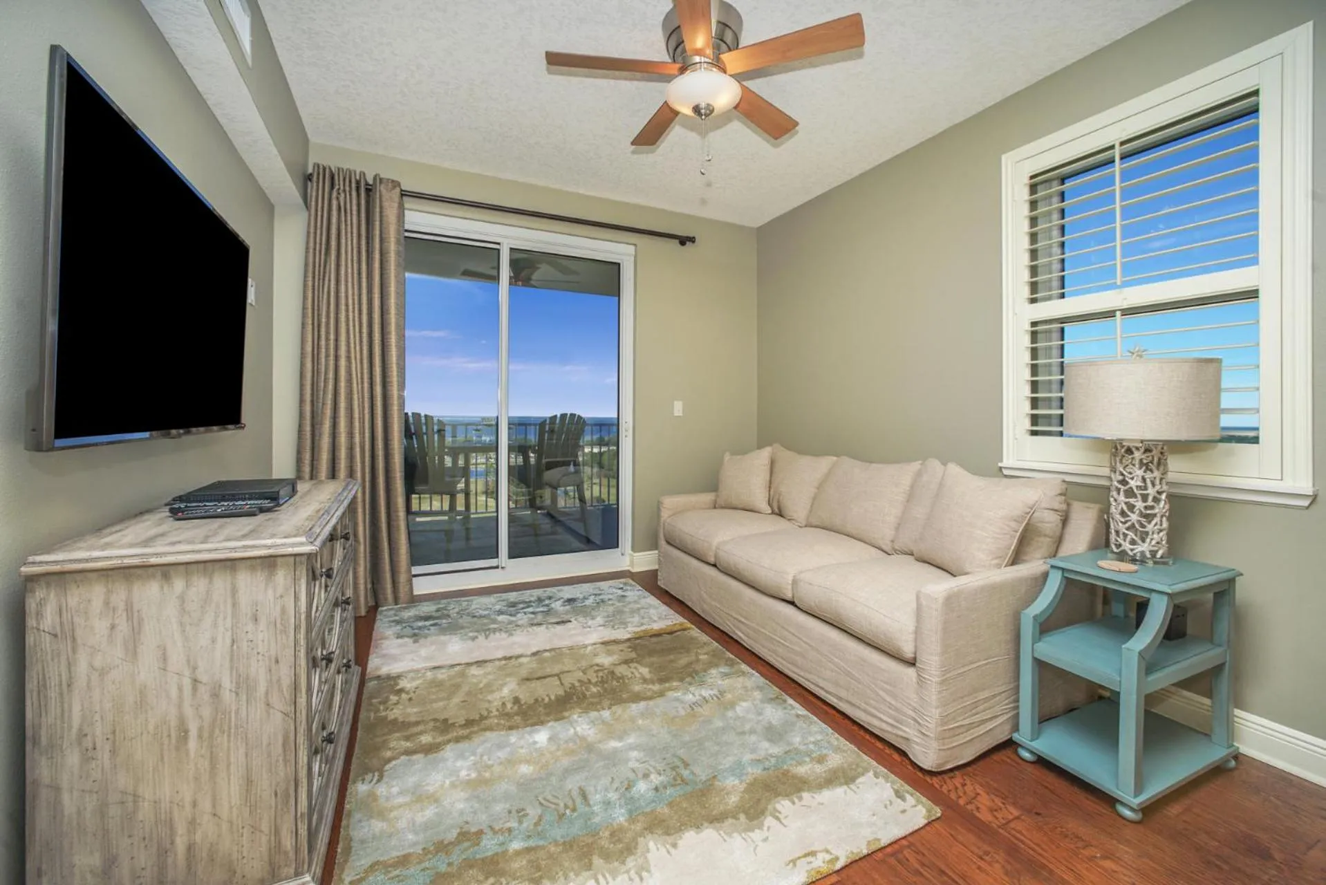 Ariel Dunes I- 2101 - 1571211