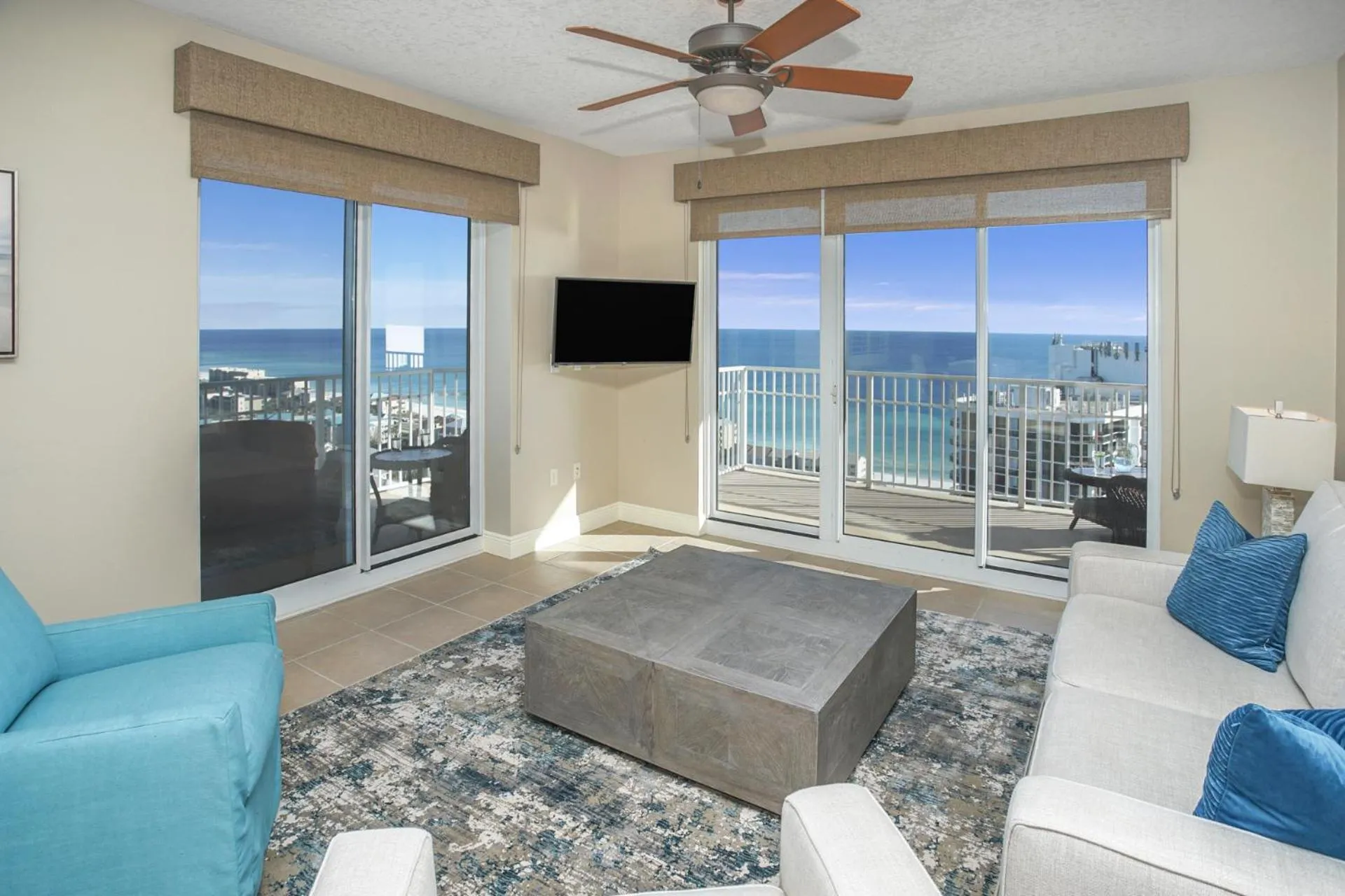 Ariel Dunes I- 2101 - 1571211