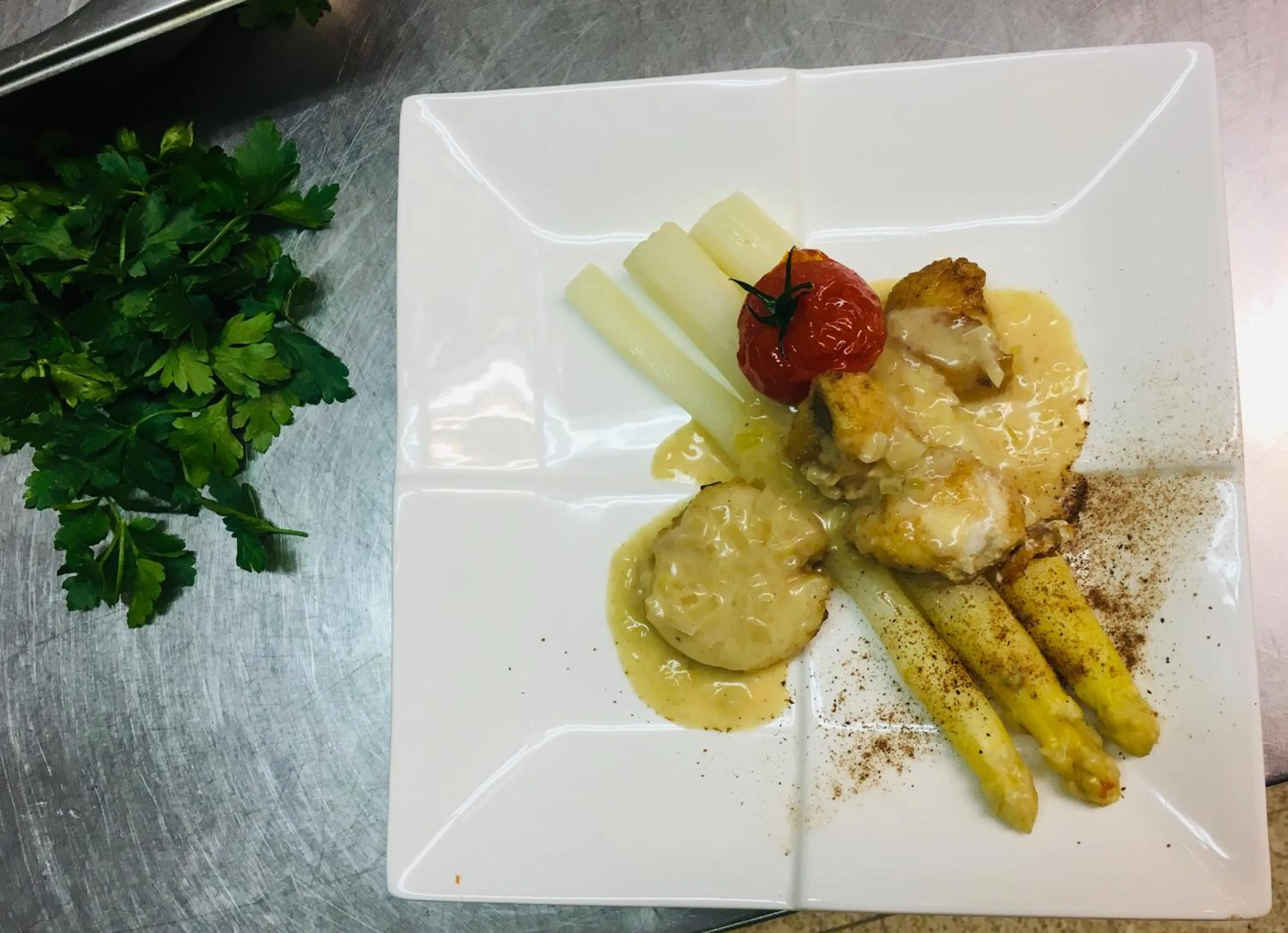 Food and drinks in Hotel-Restaurant Zum Onkel Jonathan