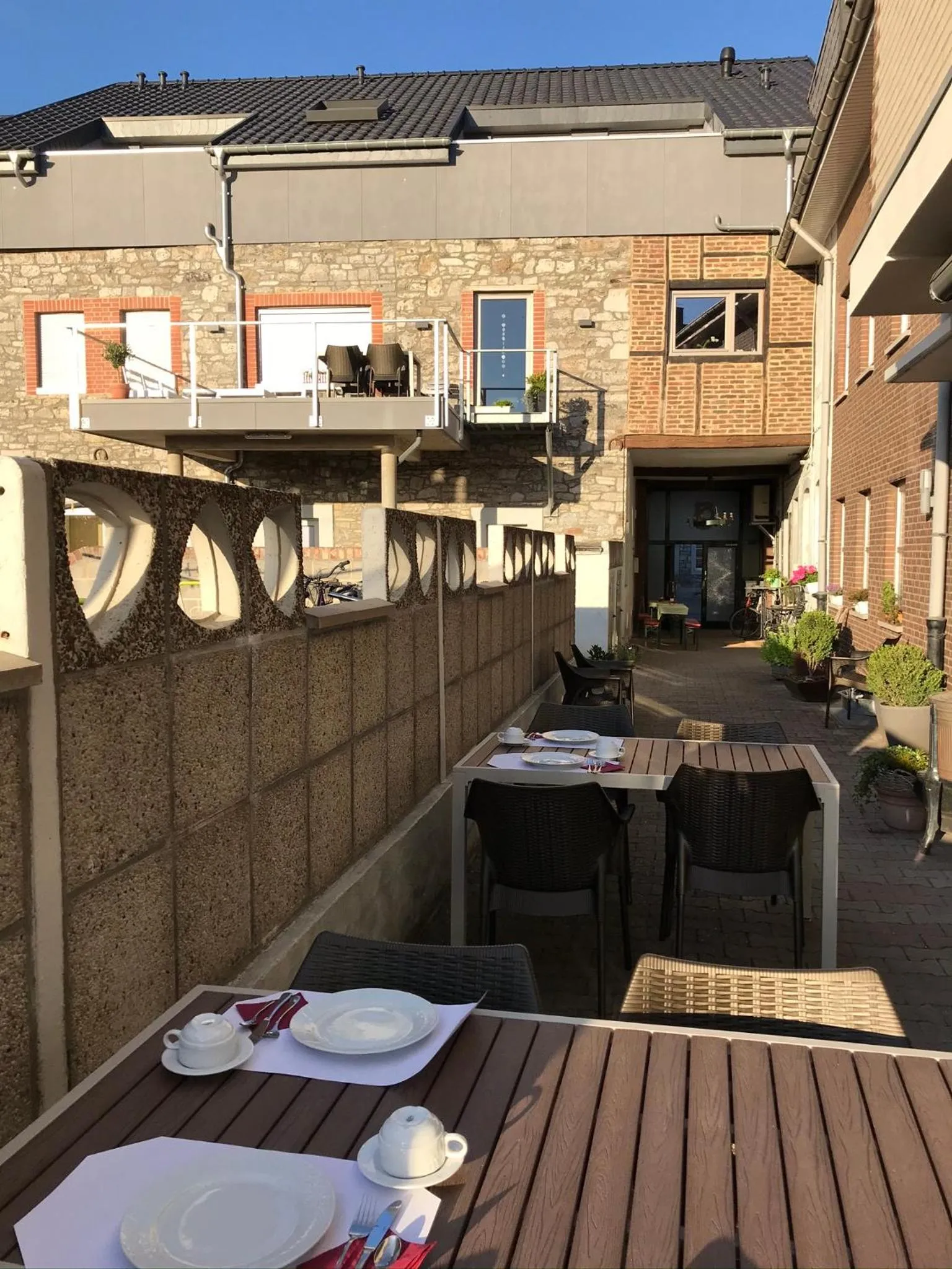 Patio in Hotel-Restaurant Zum Onkel Jonathan