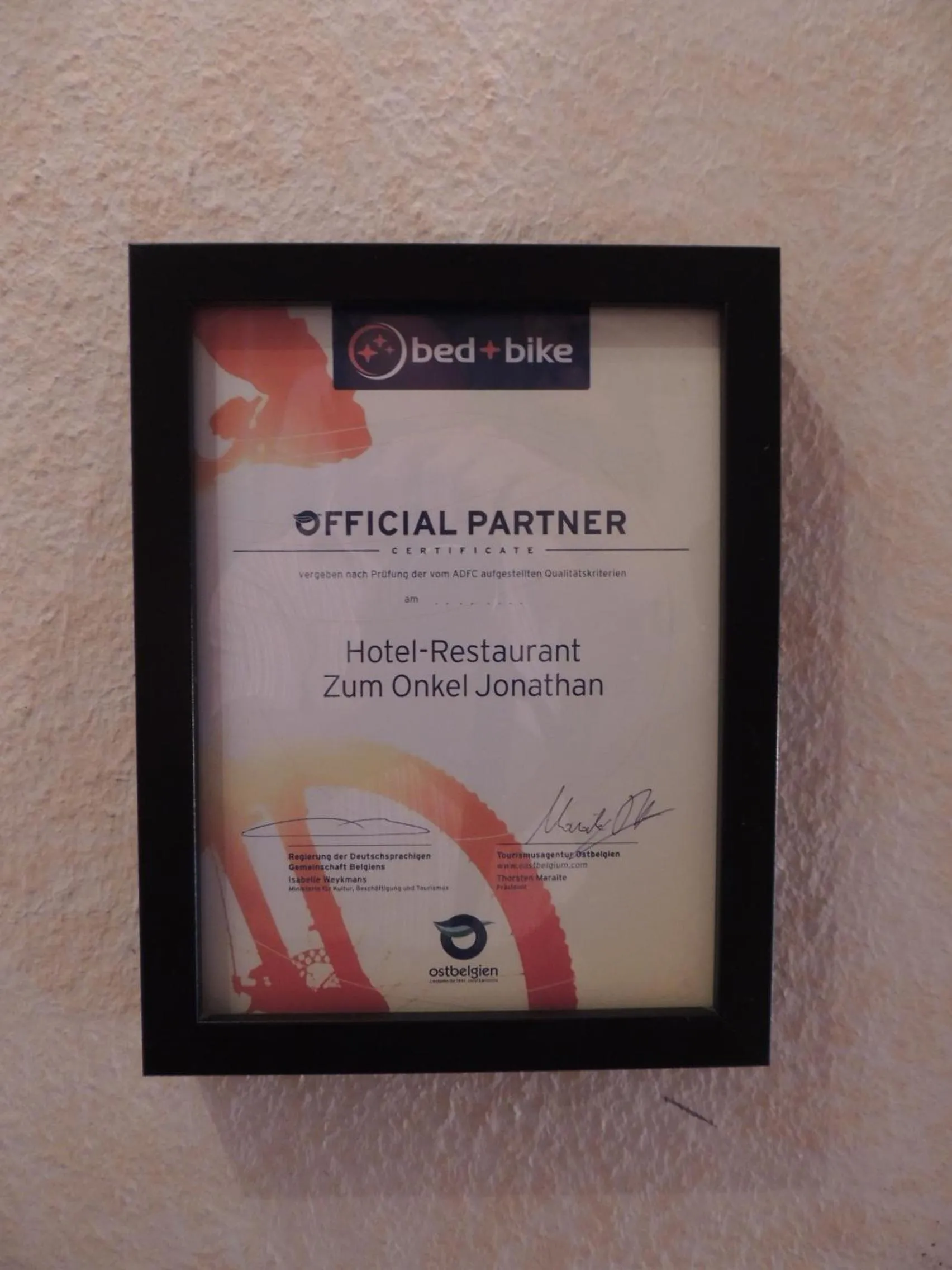 Certificate/Award in Hotel-Restaurant Zum Onkel Jonathan