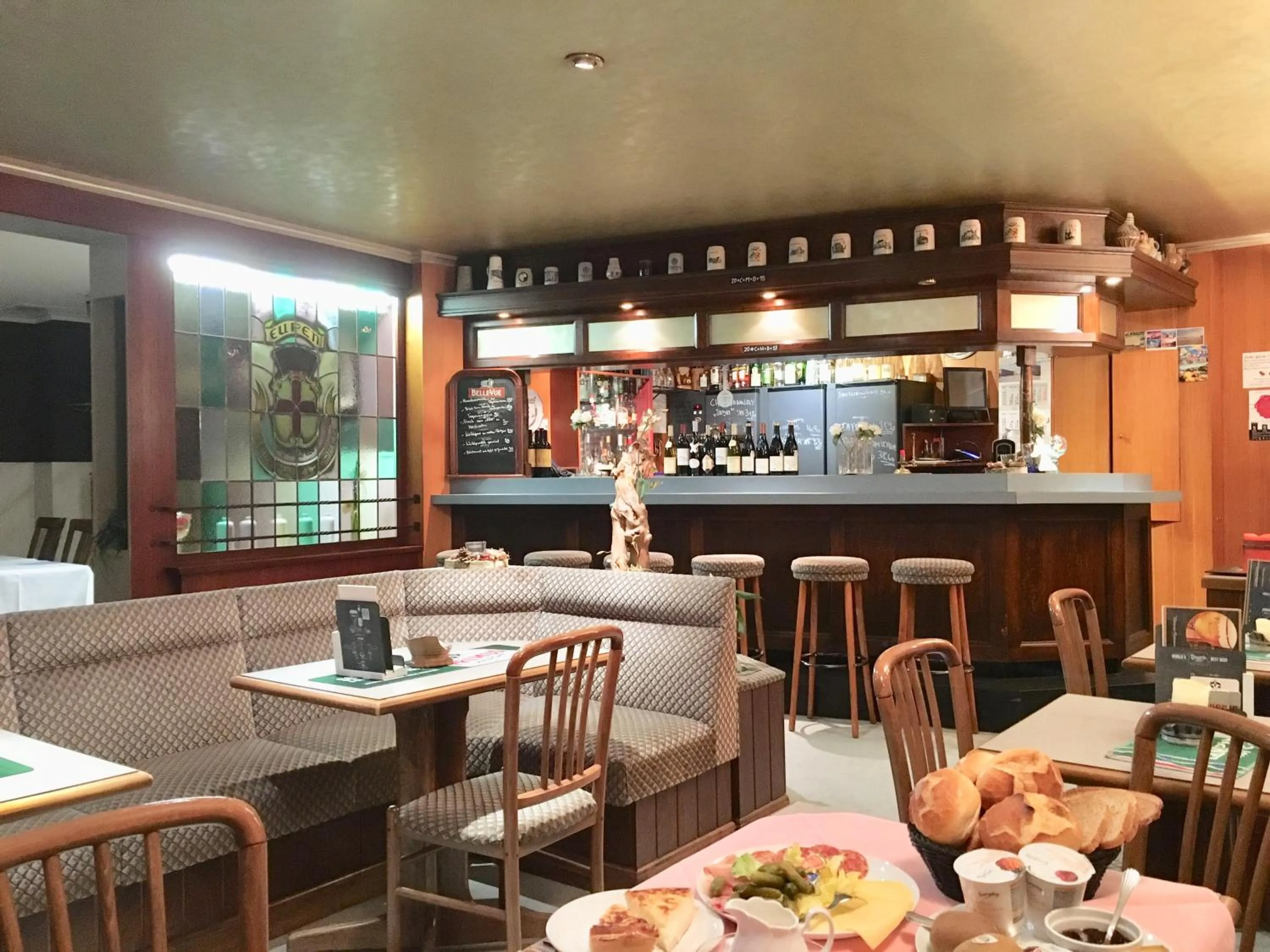 Restaurant/places to eat in Hotel-Restaurant Zum Onkel Jonathan