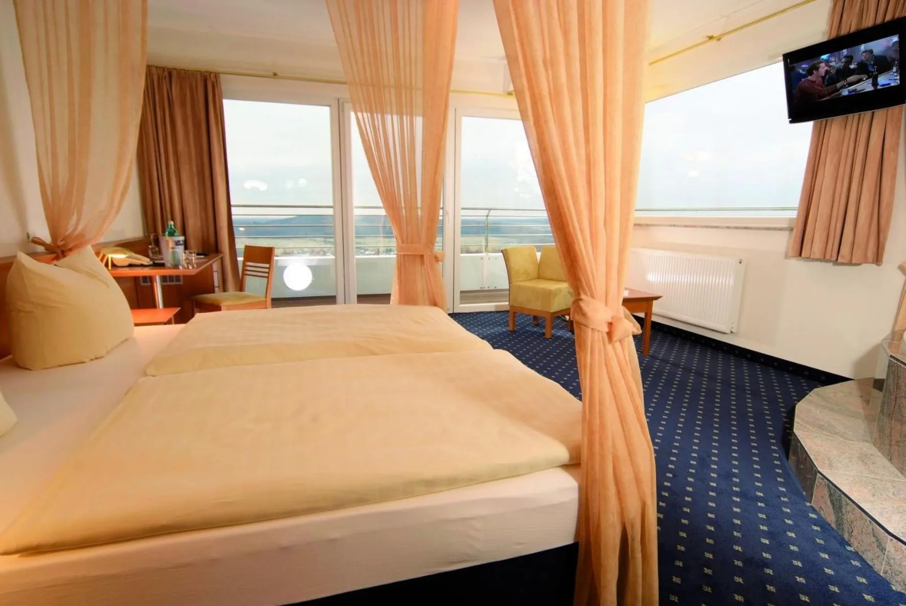 Photo of the whole room, Bed in Wildpark Hotel