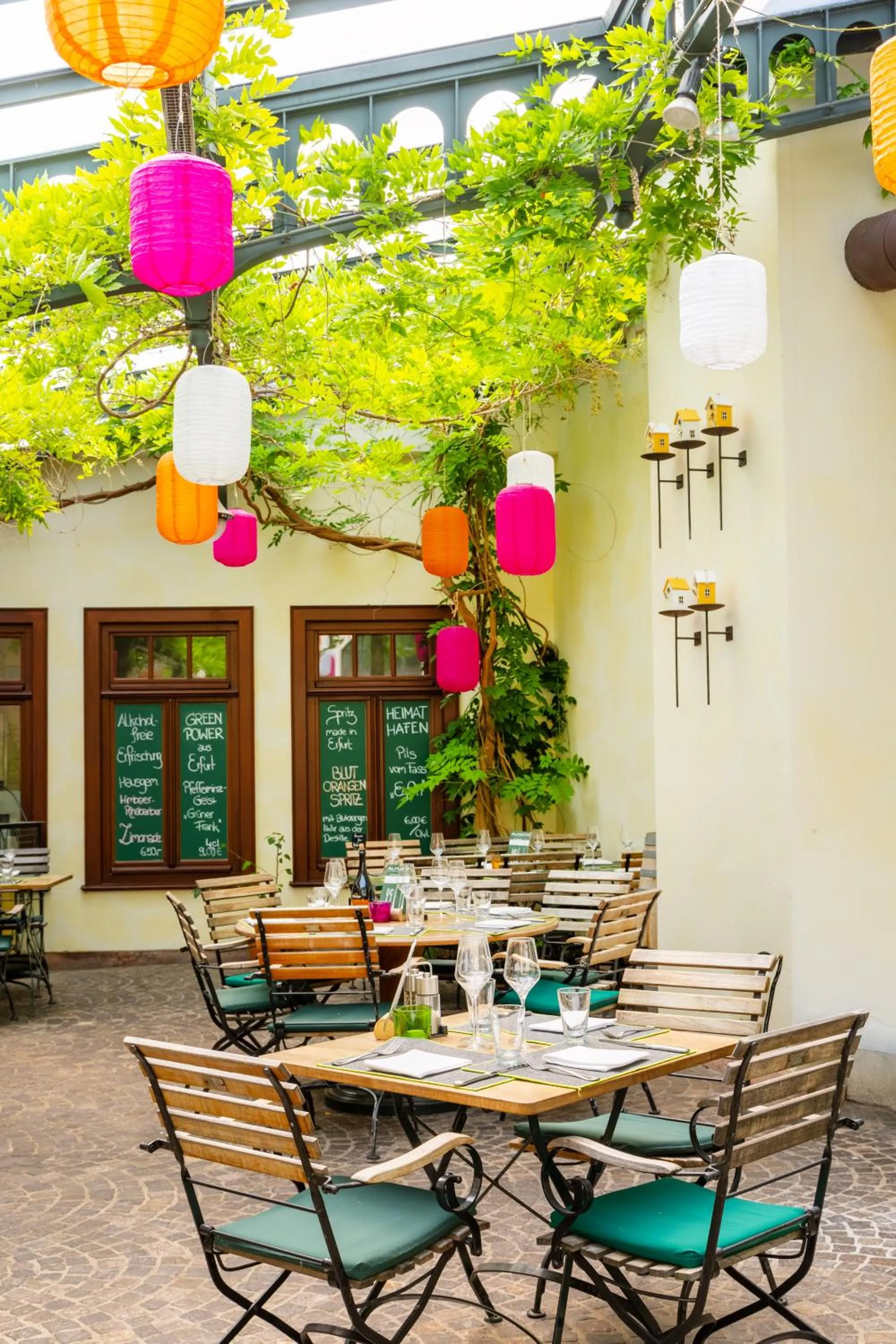 Restaurant/places to eat in Hotel Alma Am Anger