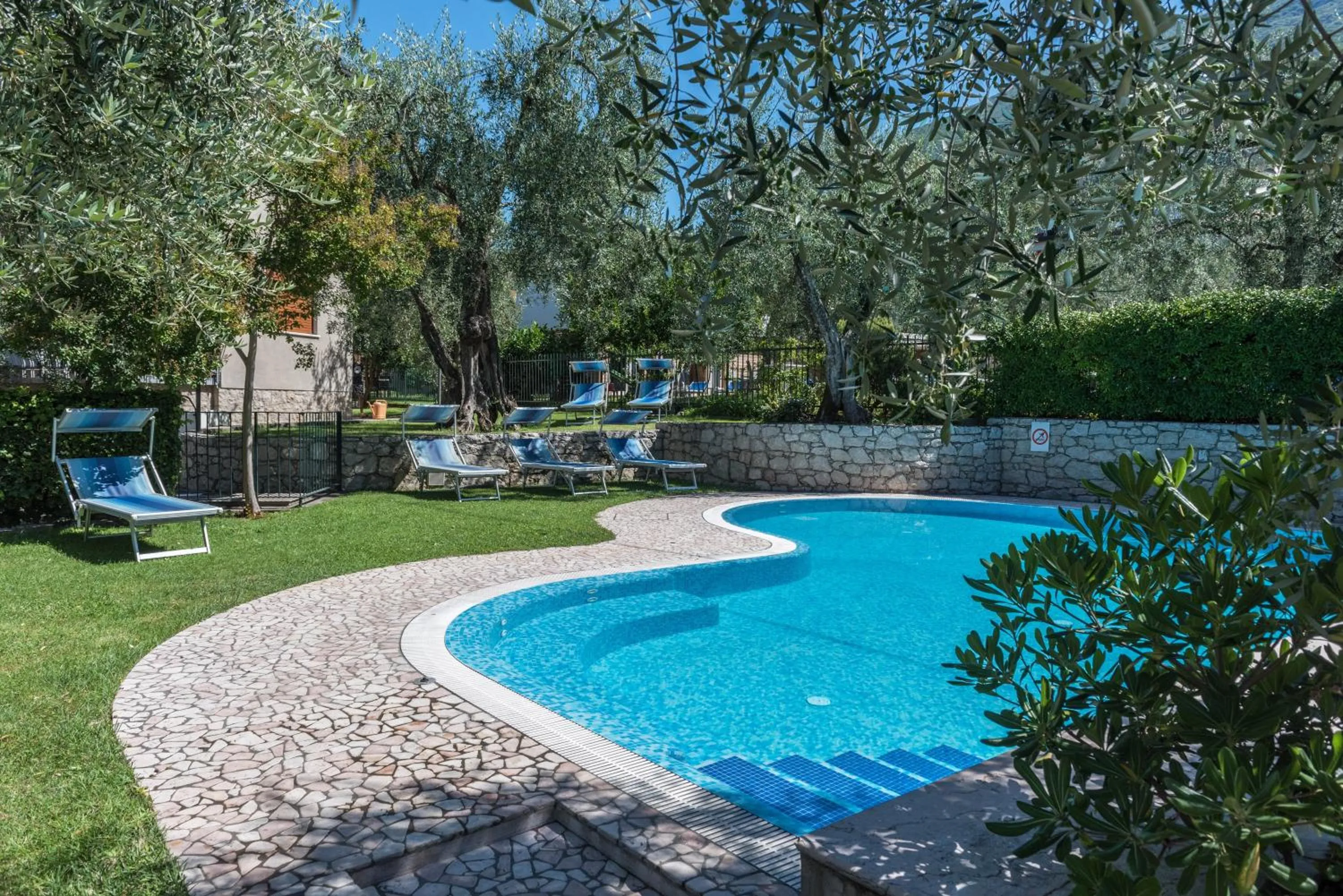 Property building in appartamento casa stefi n1