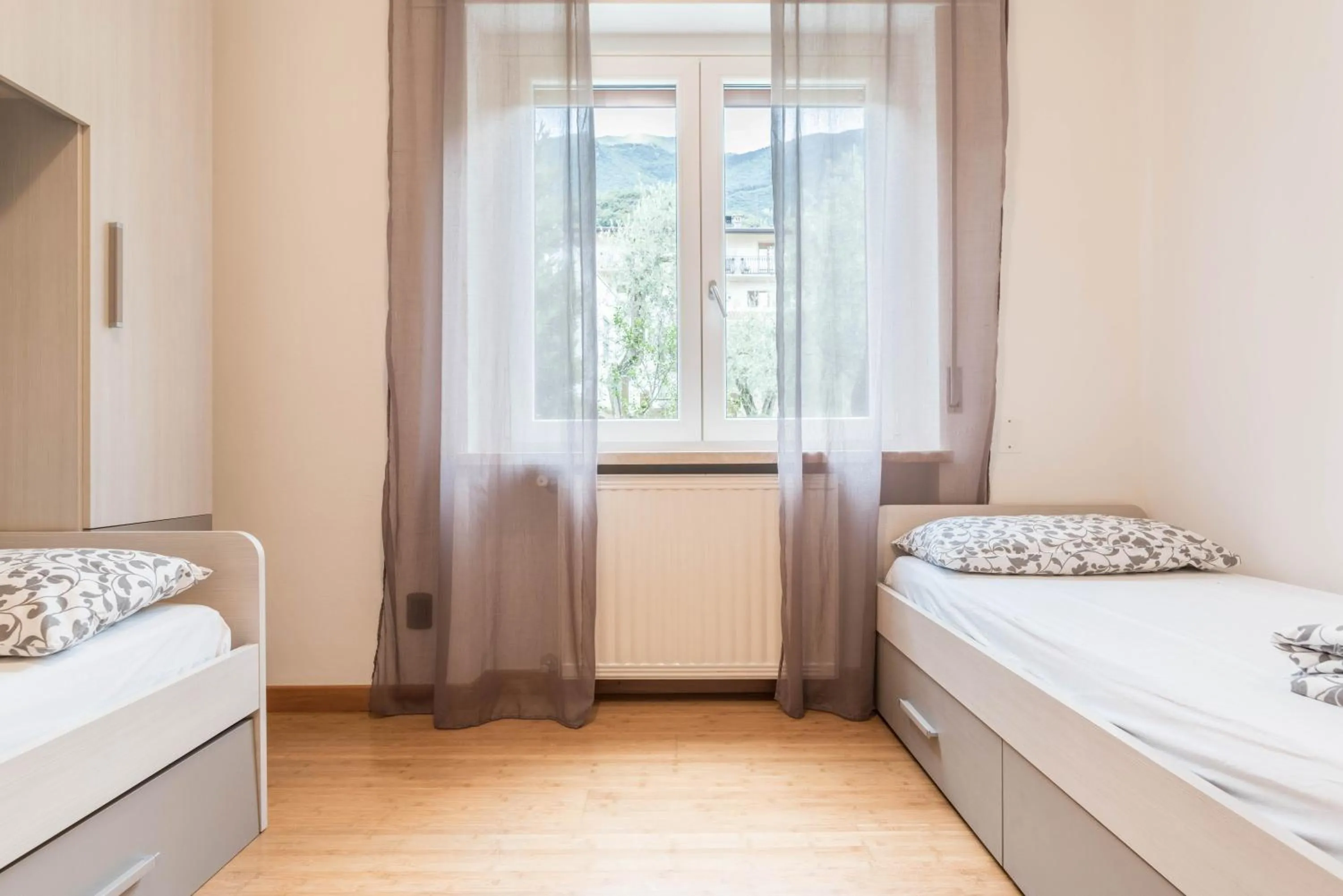 Living room, Bed in appartamento casa stefi n1