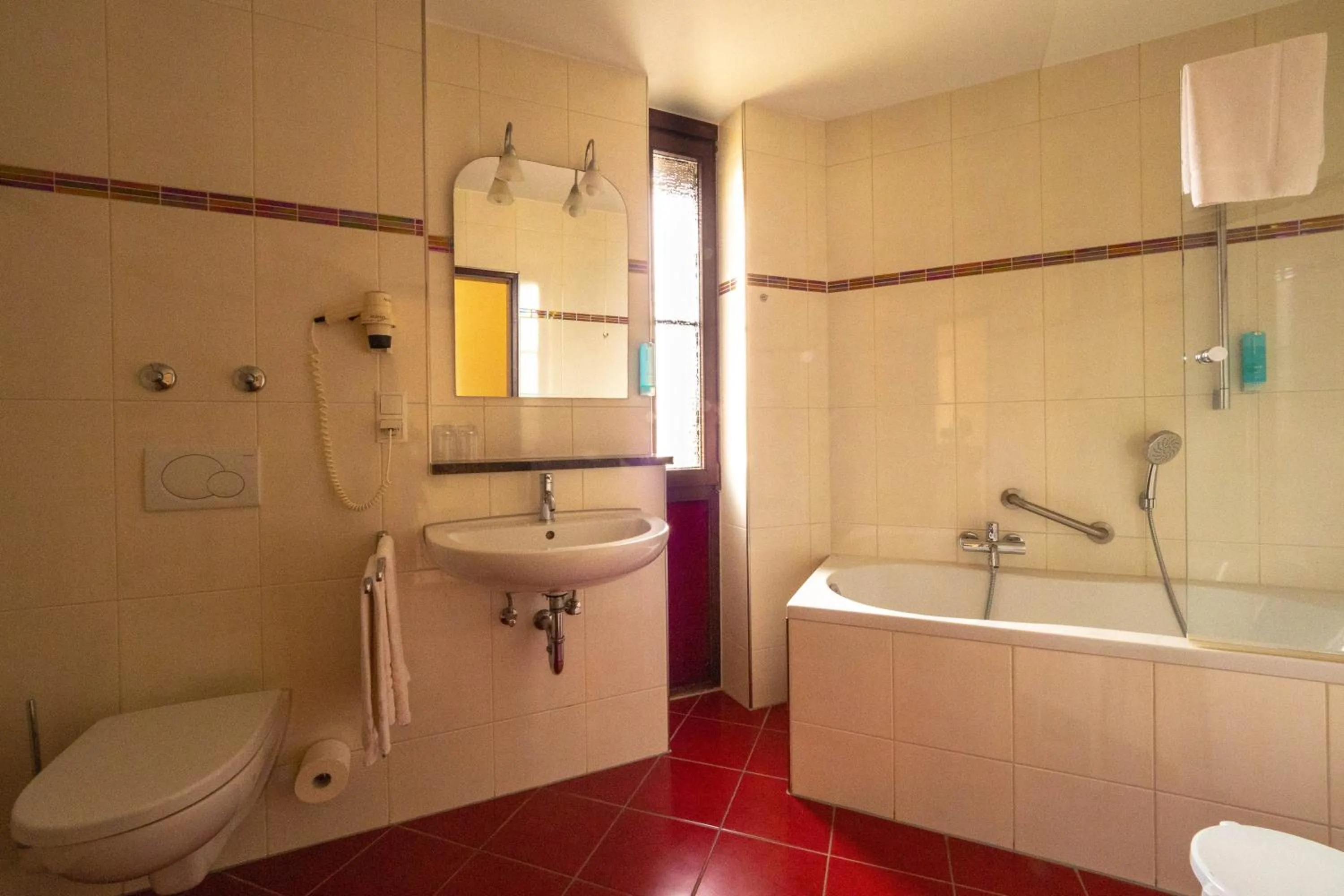 Bathroom in Hotel Villa am Rhein