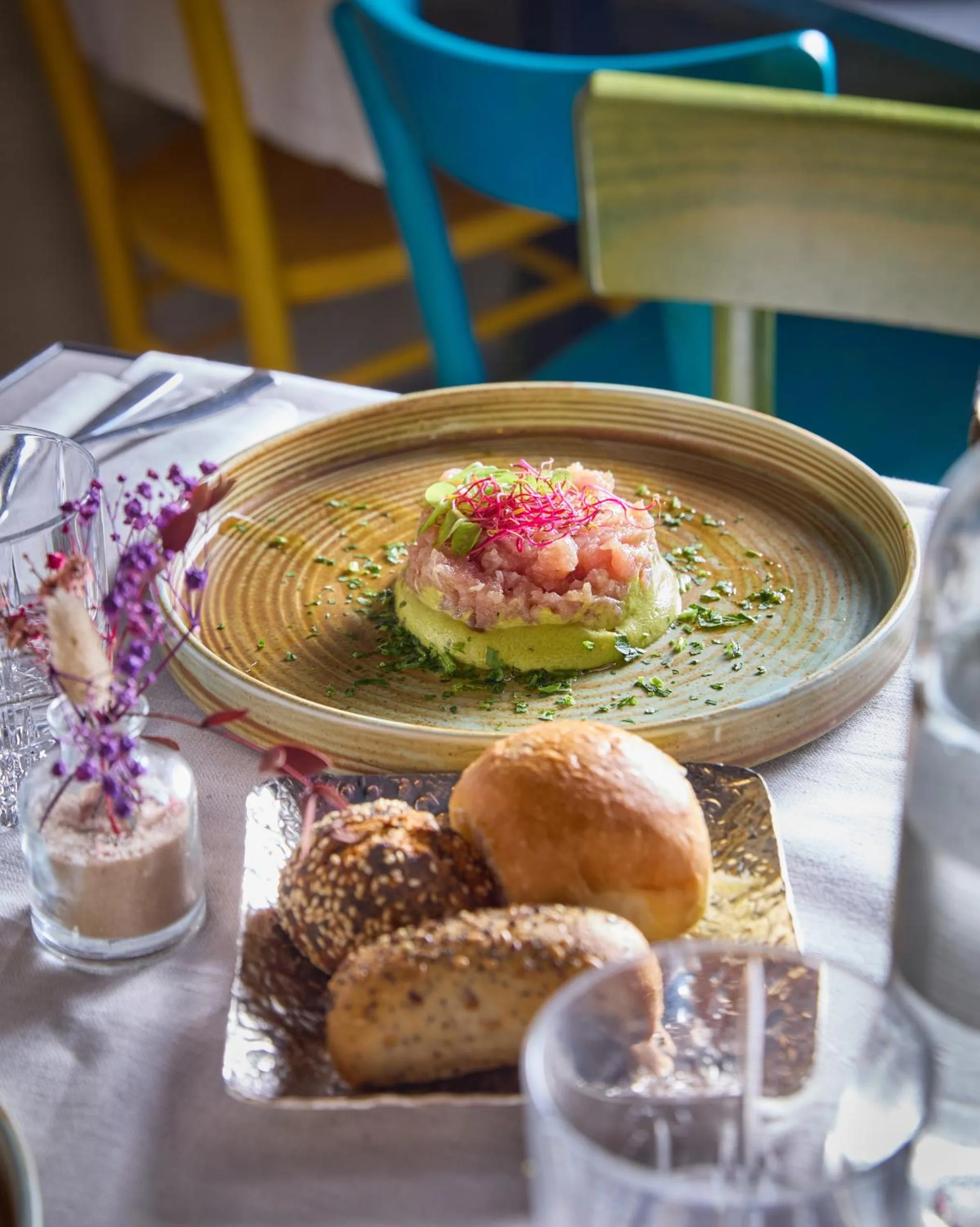 Restaurant/places to eat in Apollo Boutique Hotel