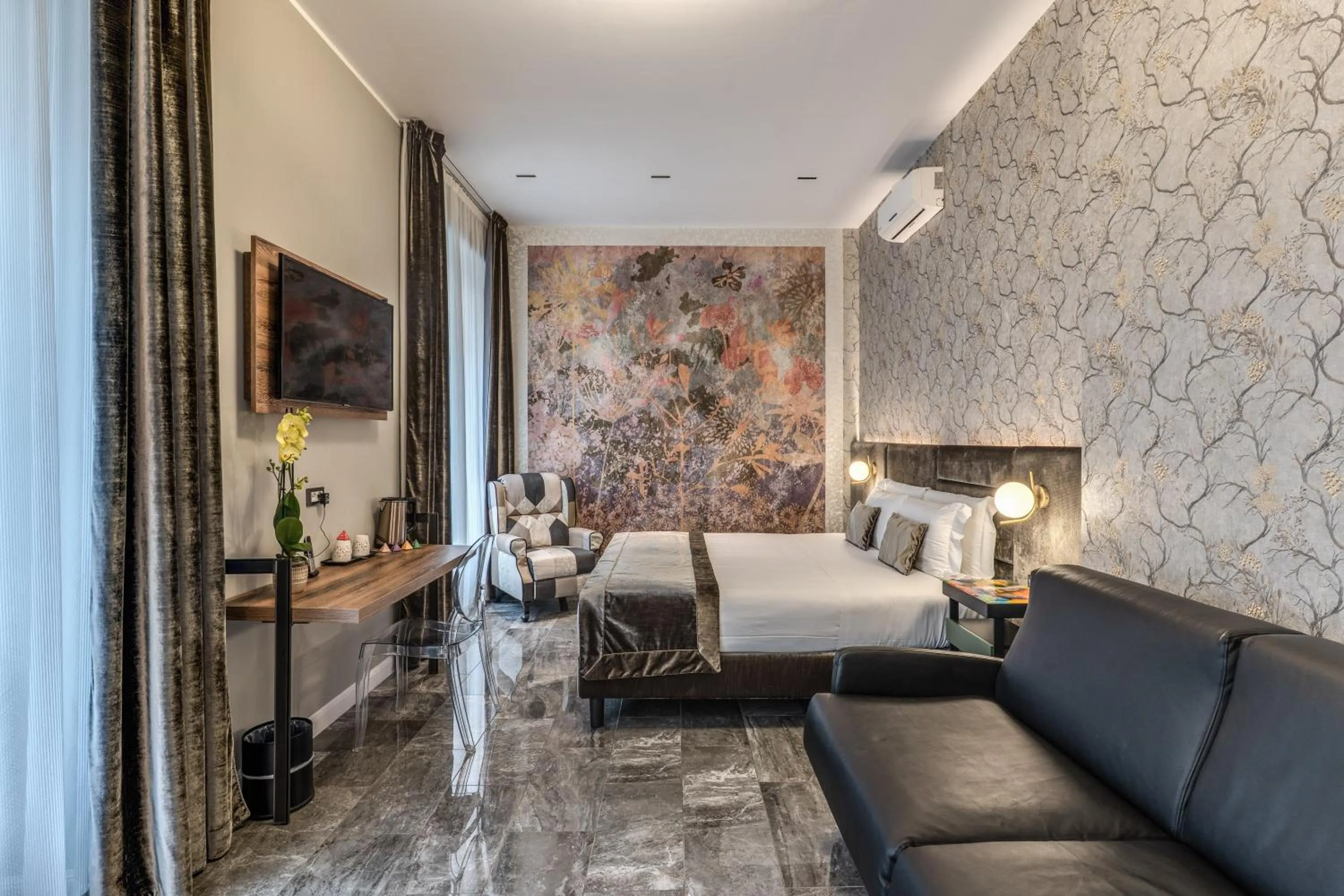 Bedroom, Bed in Apollo Boutique Hotel