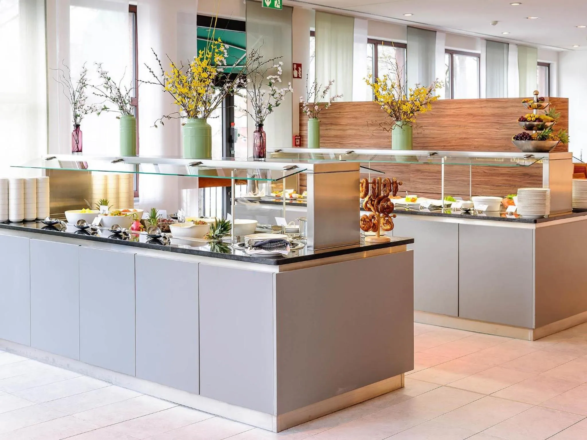 Restaurant/places to eat in Mercure Hotel München Süd Messe