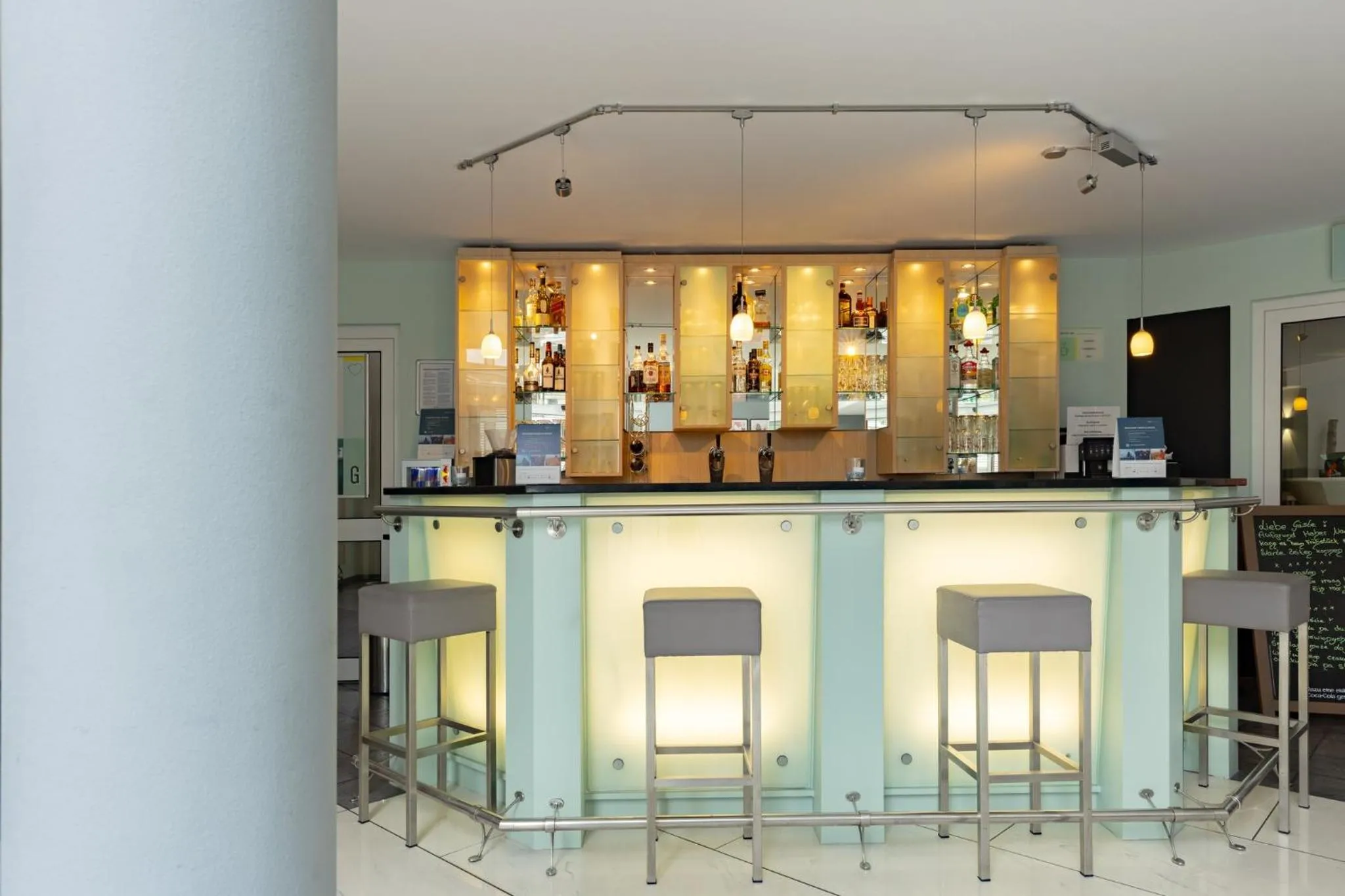 Lounge or bar in Garner Hotel Oberhausen