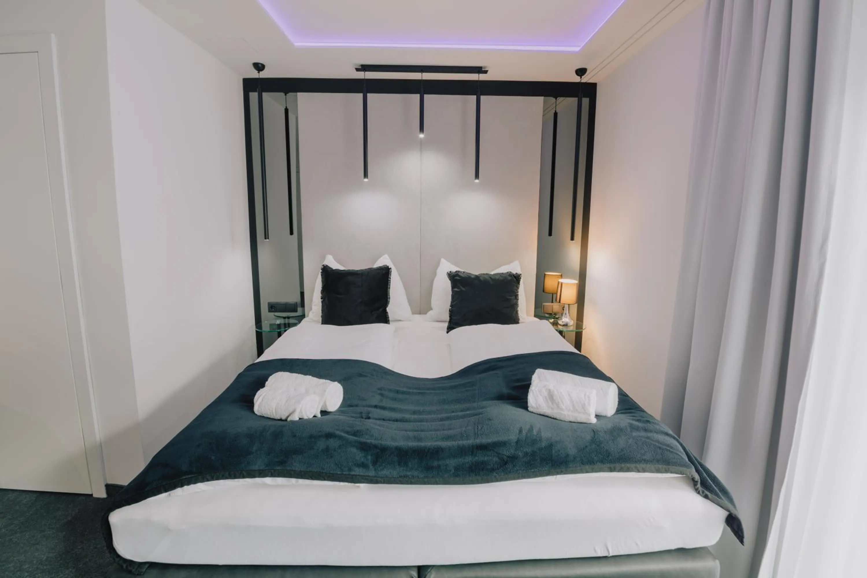Bed in The Place Boutique & Design Hotel Flachau