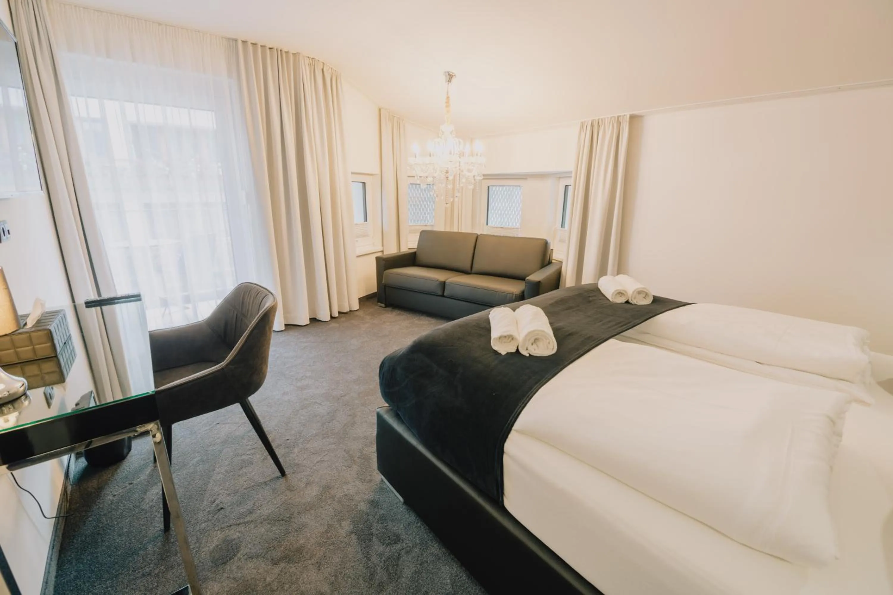 Bed in The Place Boutique & Design Hotel Flachau