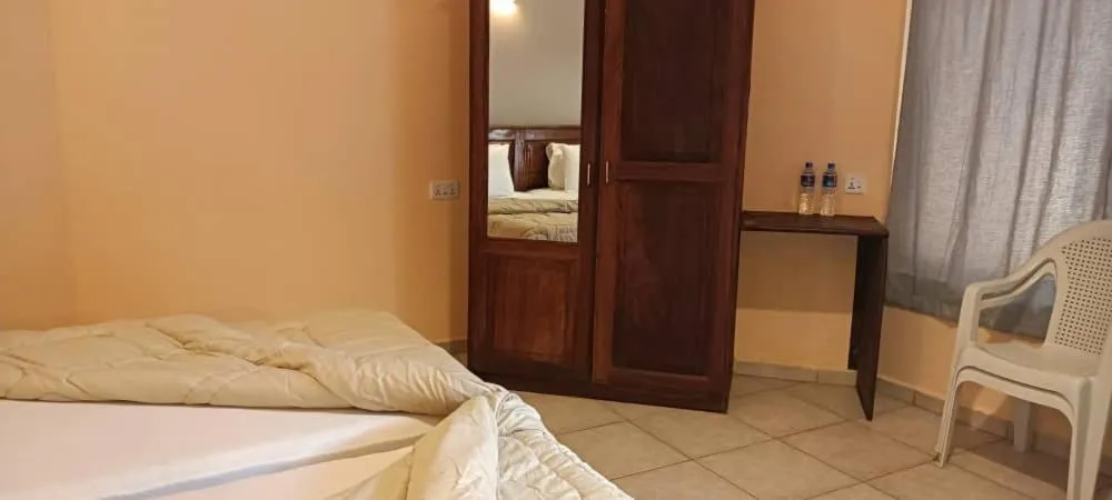 Photo of the whole room, Bed in Tropic Garden Hotel