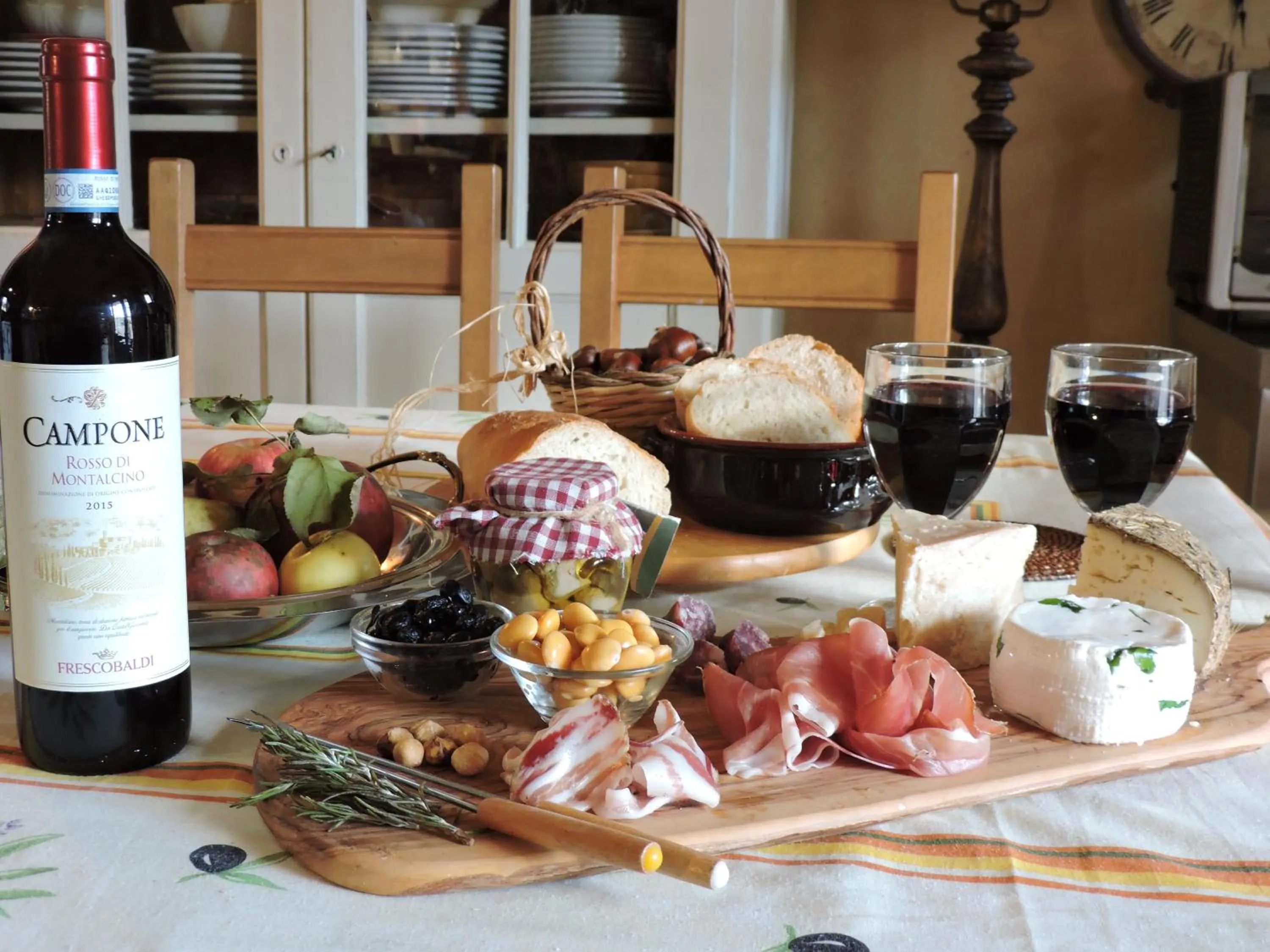 Food and drinks in Casale Fedele Relax B&B Vicino al Borgo