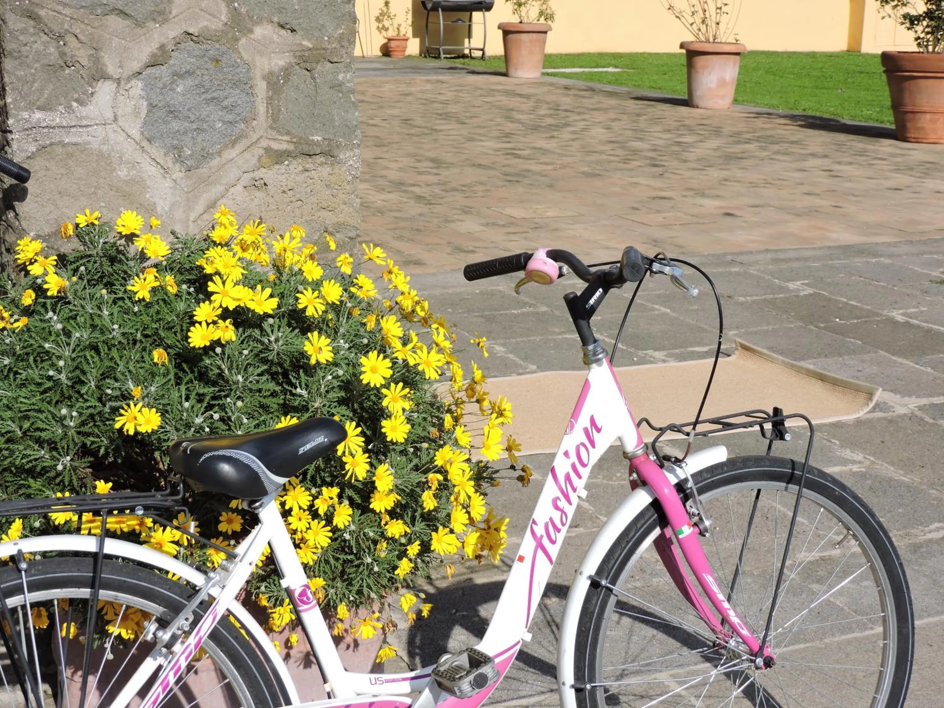 Cycling in Casale Fedele Relax B&B Vicino al Borgo