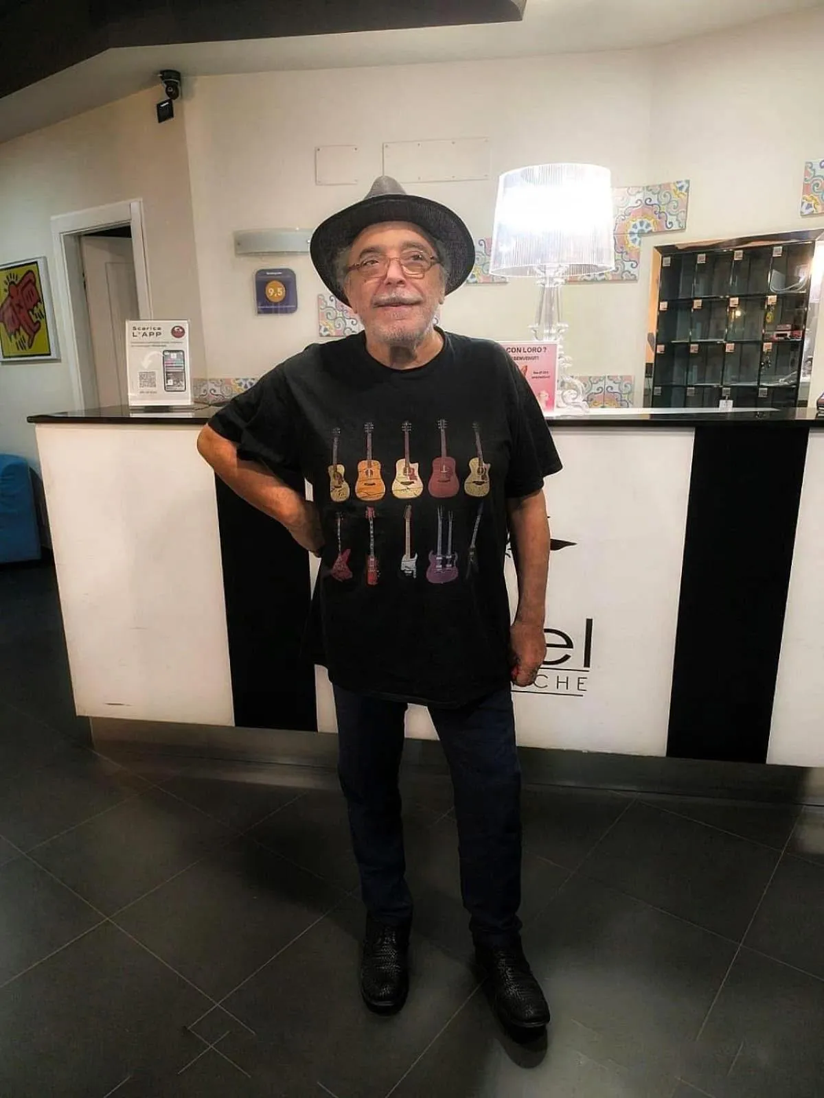 People in Hotel Le Ceramiche