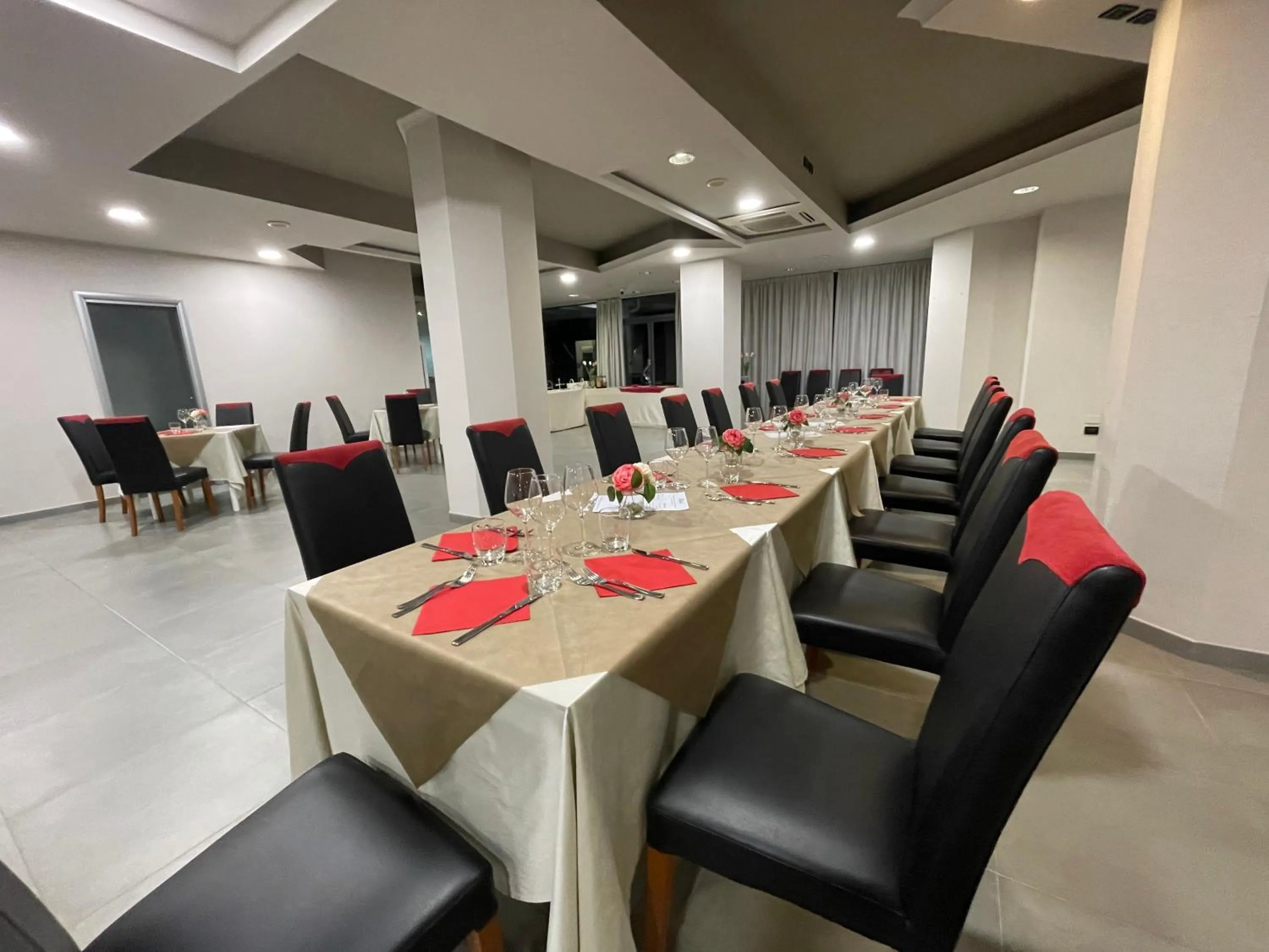 Restaurant/places to eat in Hotel Le Ceramiche