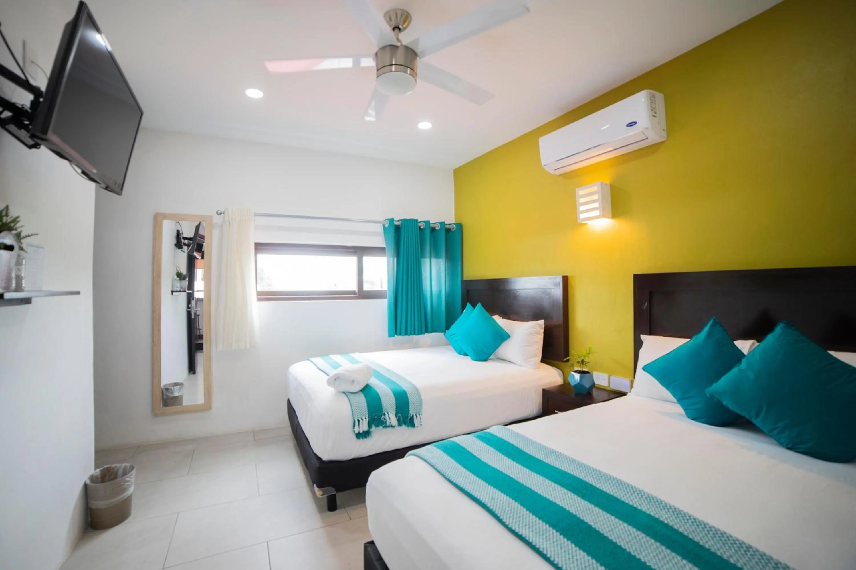 Photo of the whole room, Bed in Asilé Hotel Boutique