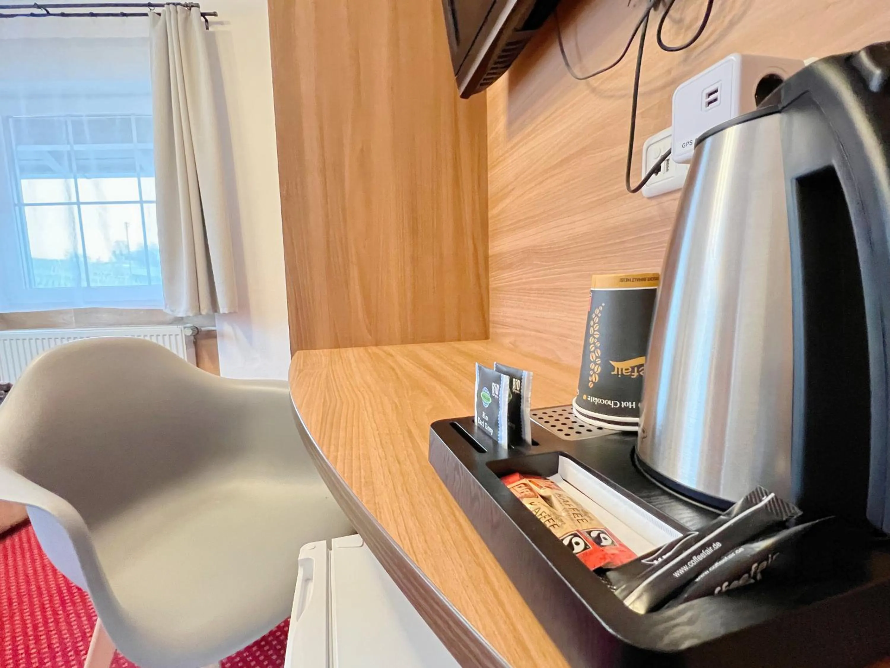 Coffee/tea facilities in BnB Fliegerhaeusle Hagnau 24h Self Check In