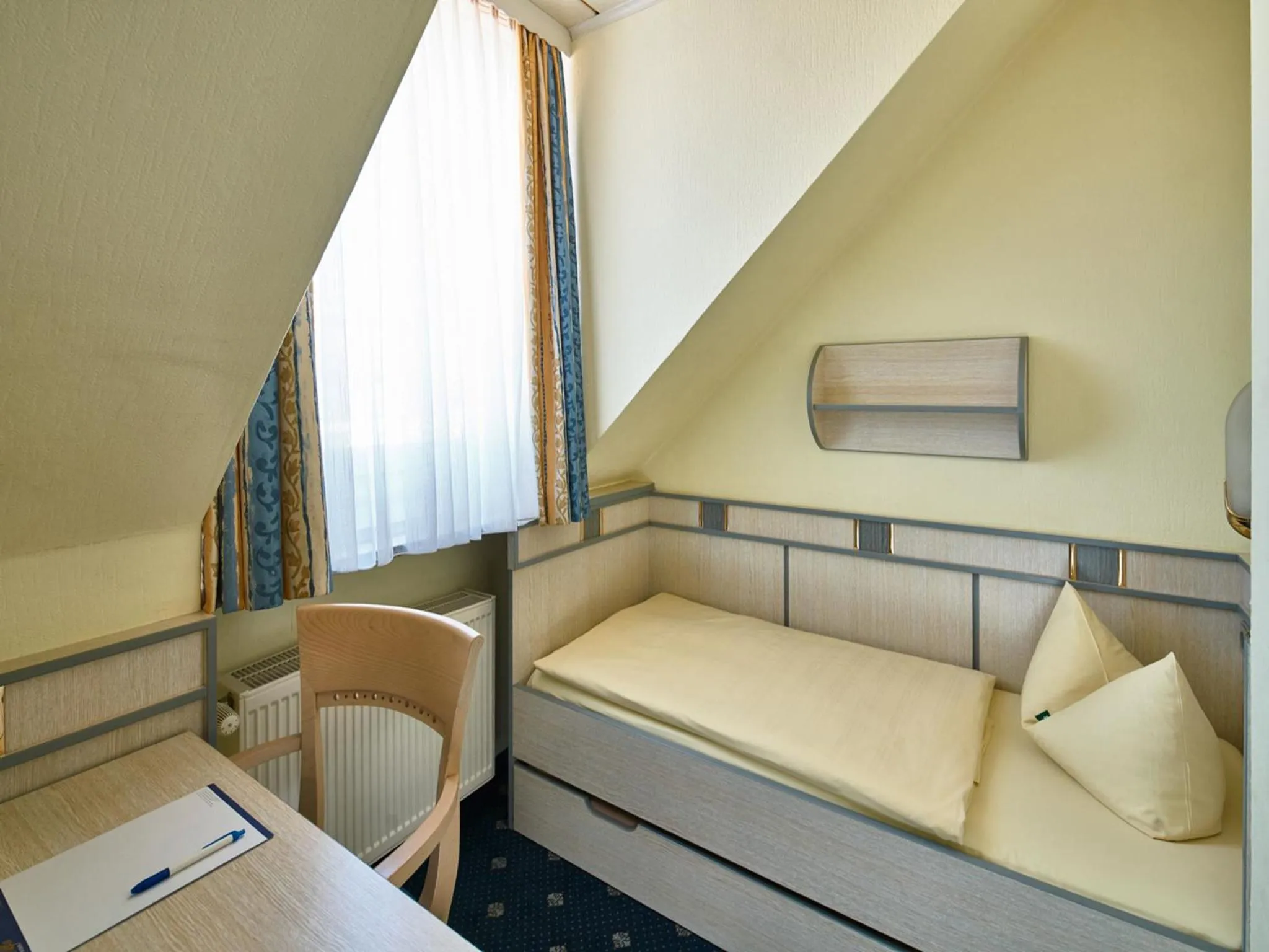 Bed in Hotel Alfa Zentrum