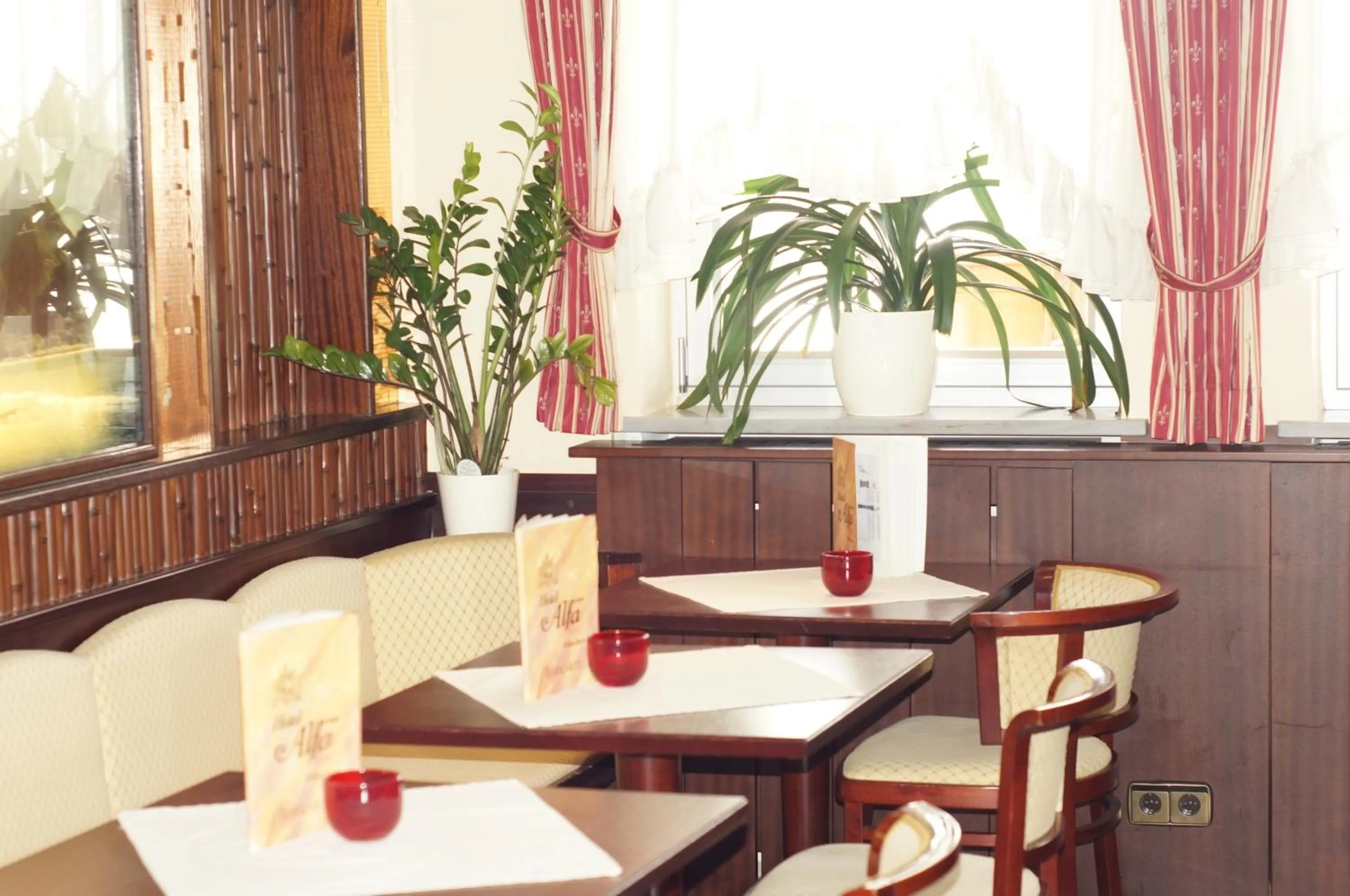 Restaurant/places to eat in Hotel Alfa Zentrum
