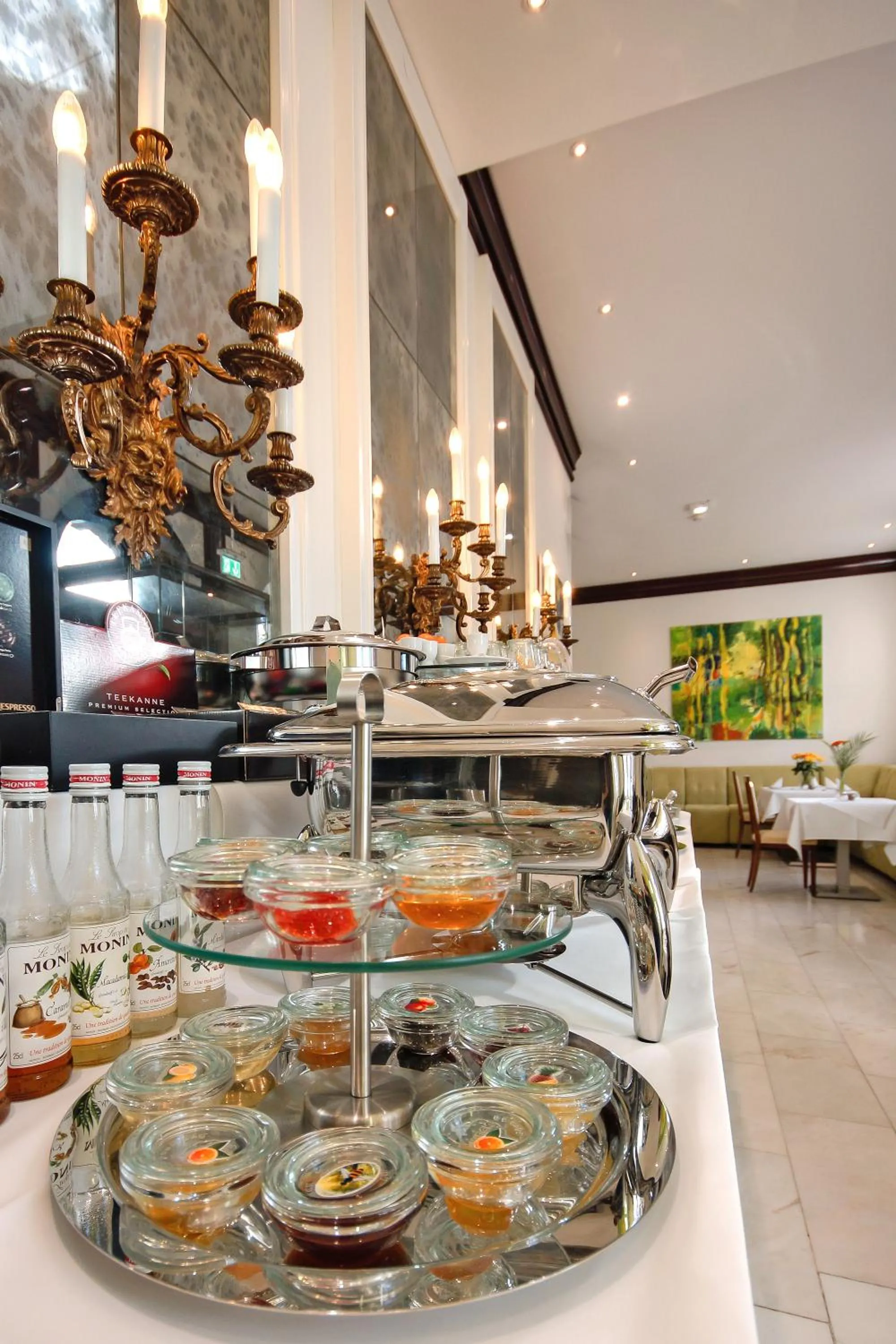 Buffet breakfast in Apartmenthotel Kaiser Karl